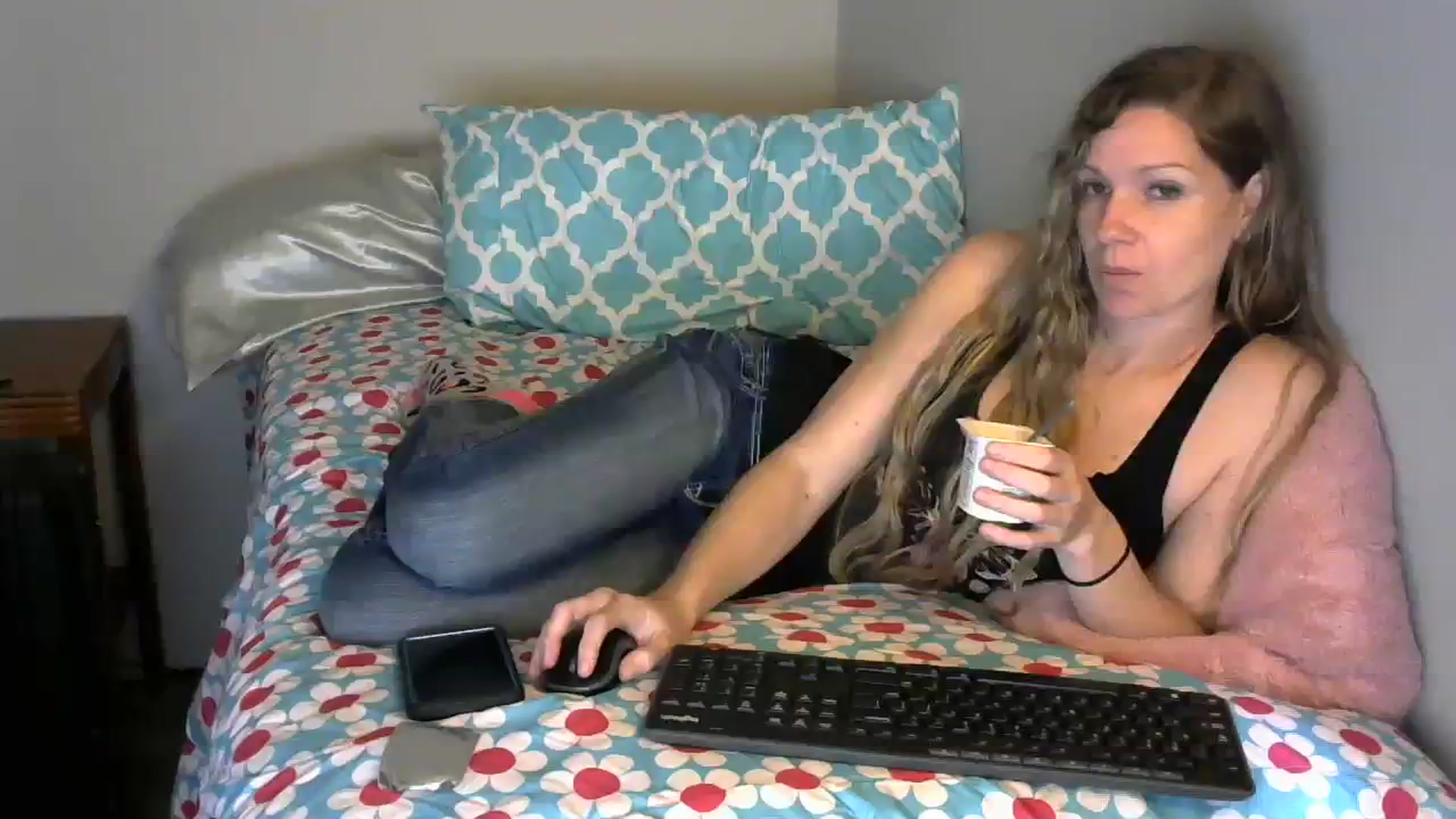 Gallery image thumbnail from SouthernNsexi's myfreecams stream on, 11/30/2023, 14:57 image 8 of 20