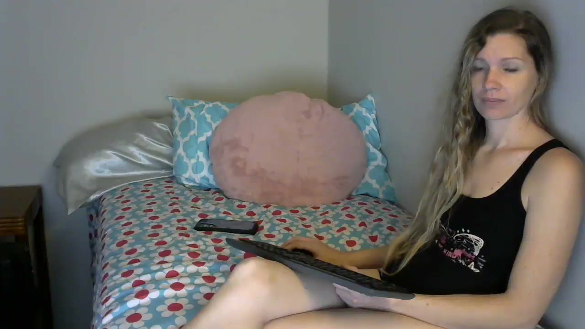 Gallery image thumbnail from SouthernNsexi's myfreecams stream on, 12/01/2023, 15:38 image 18 of 20