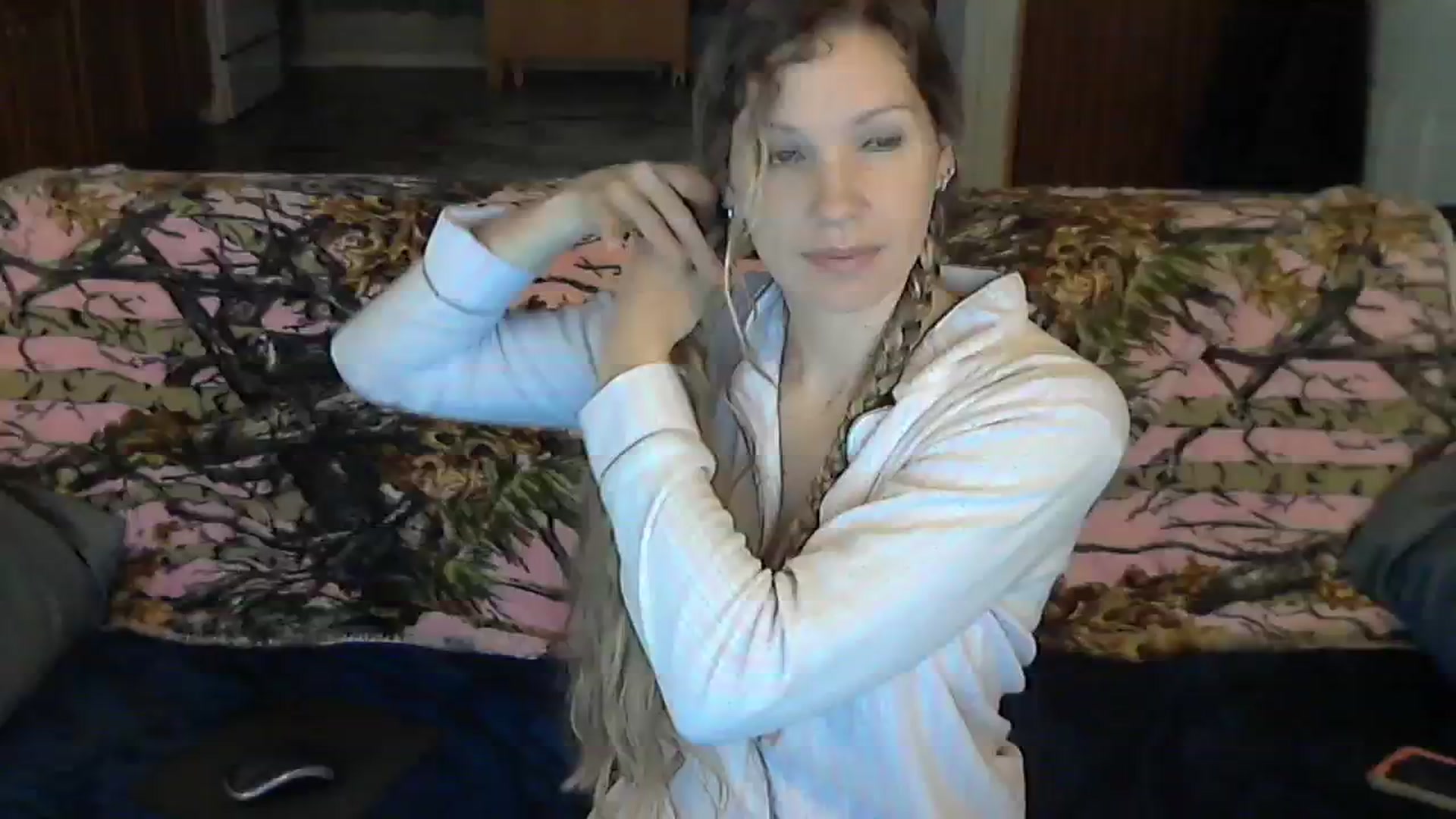 Gallery image thumbnail from SouthernNsexi's myfreecams stream on, 12/02/2023, 15:07 image 1 of 20