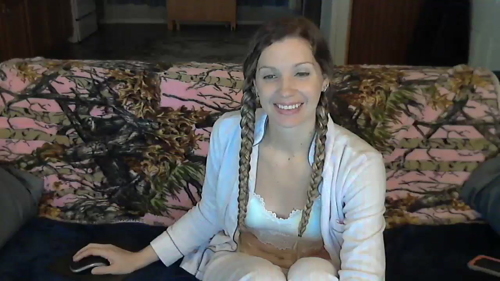 Gallery image thumbnail from SouthernNsexi's myfreecams stream on, 12/02/2023, 15:07 image 5 of 20