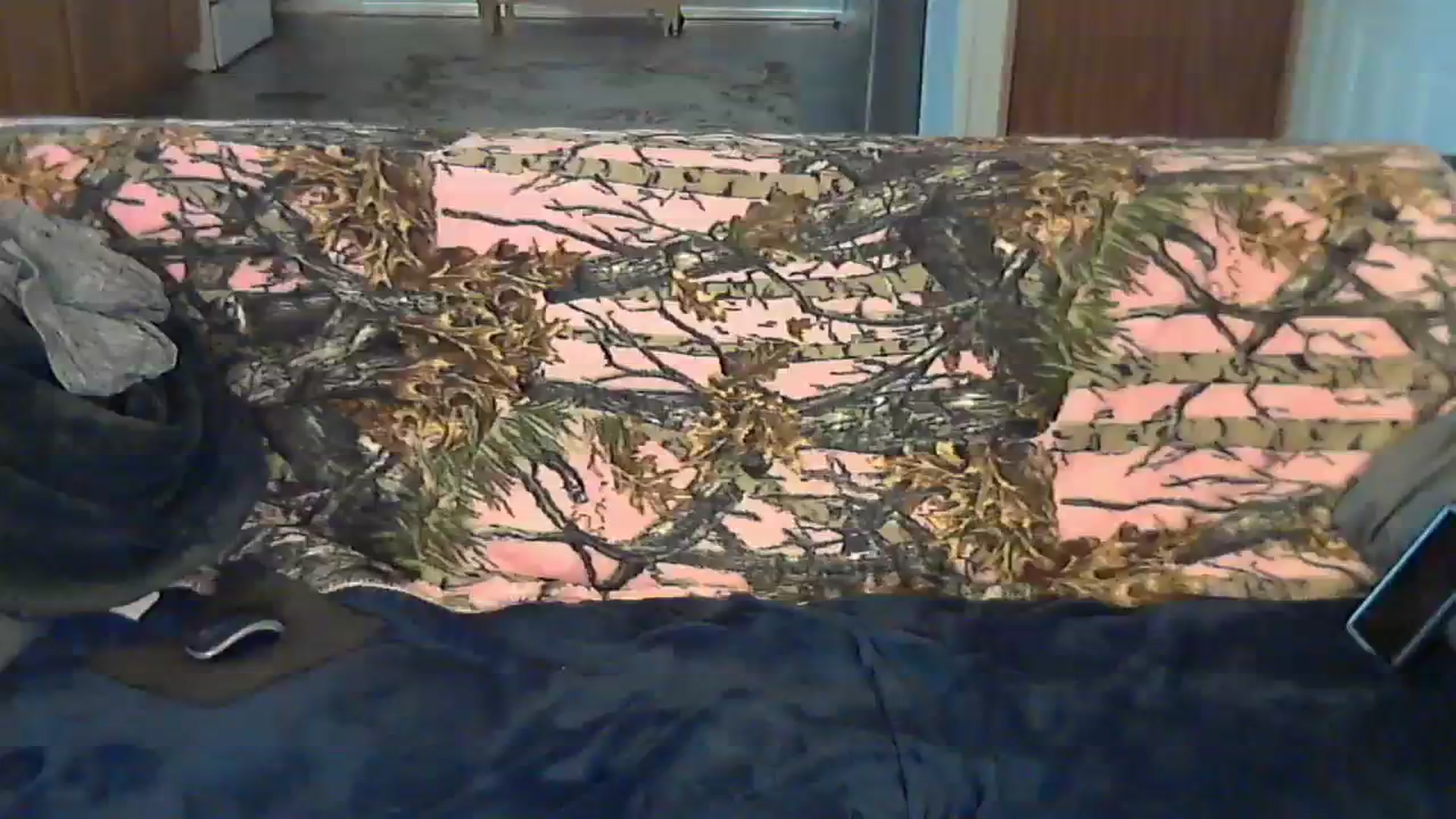 Gallery image thumbnail from SouthernNsexi's myfreecams stream on, 12/03/2023, 14:44 image 1 of 20