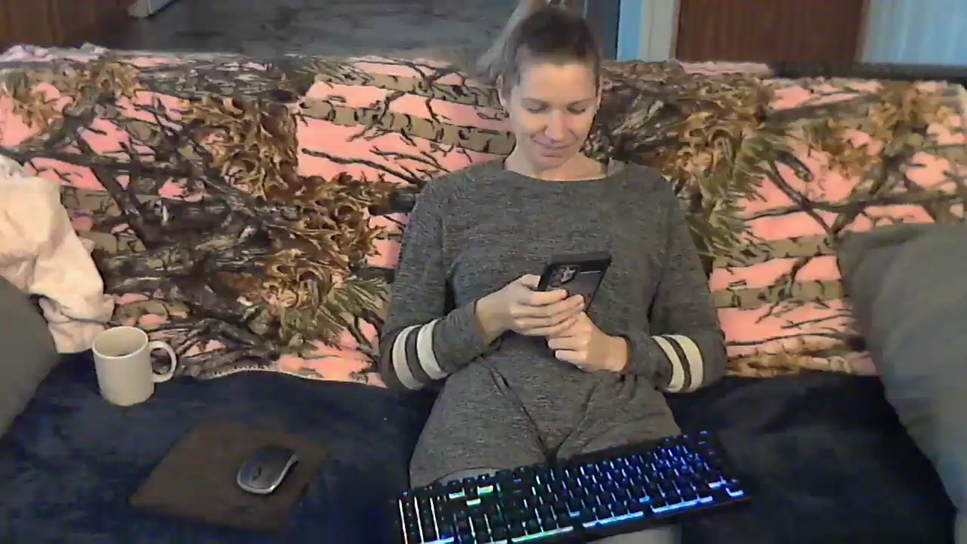 Gallery image thumbnail from SouthernNsexi's myfreecams stream on, 12/05/2023, 15:48 image 3 of 20