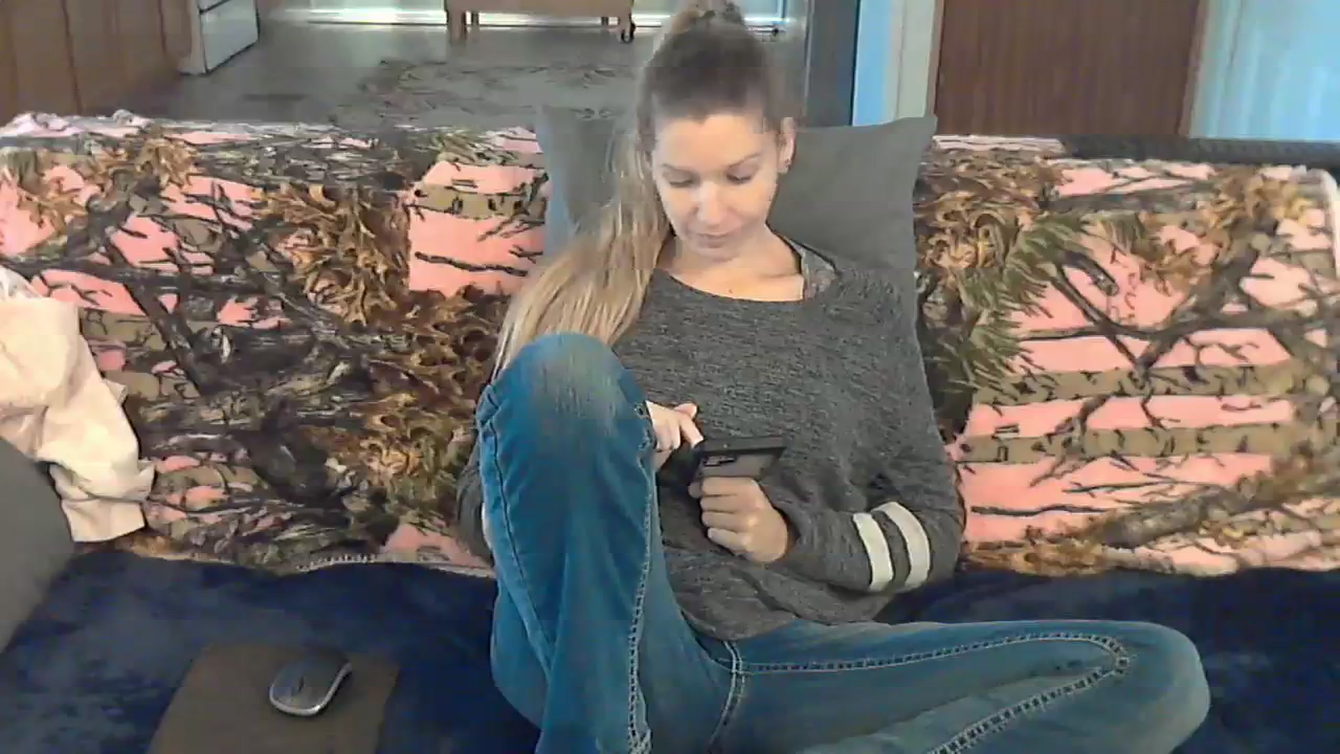 Gallery image thumbnail from SouthernNsexi's myfreecams stream on, 12/05/2023, 15:48 image 15 of 20