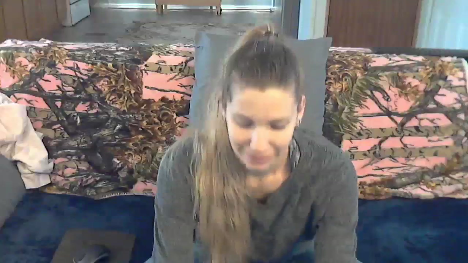 Gallery image thumbnail from SouthernNsexi's myfreecams stream on, 12/05/2023, 15:48 image 20 of 20
