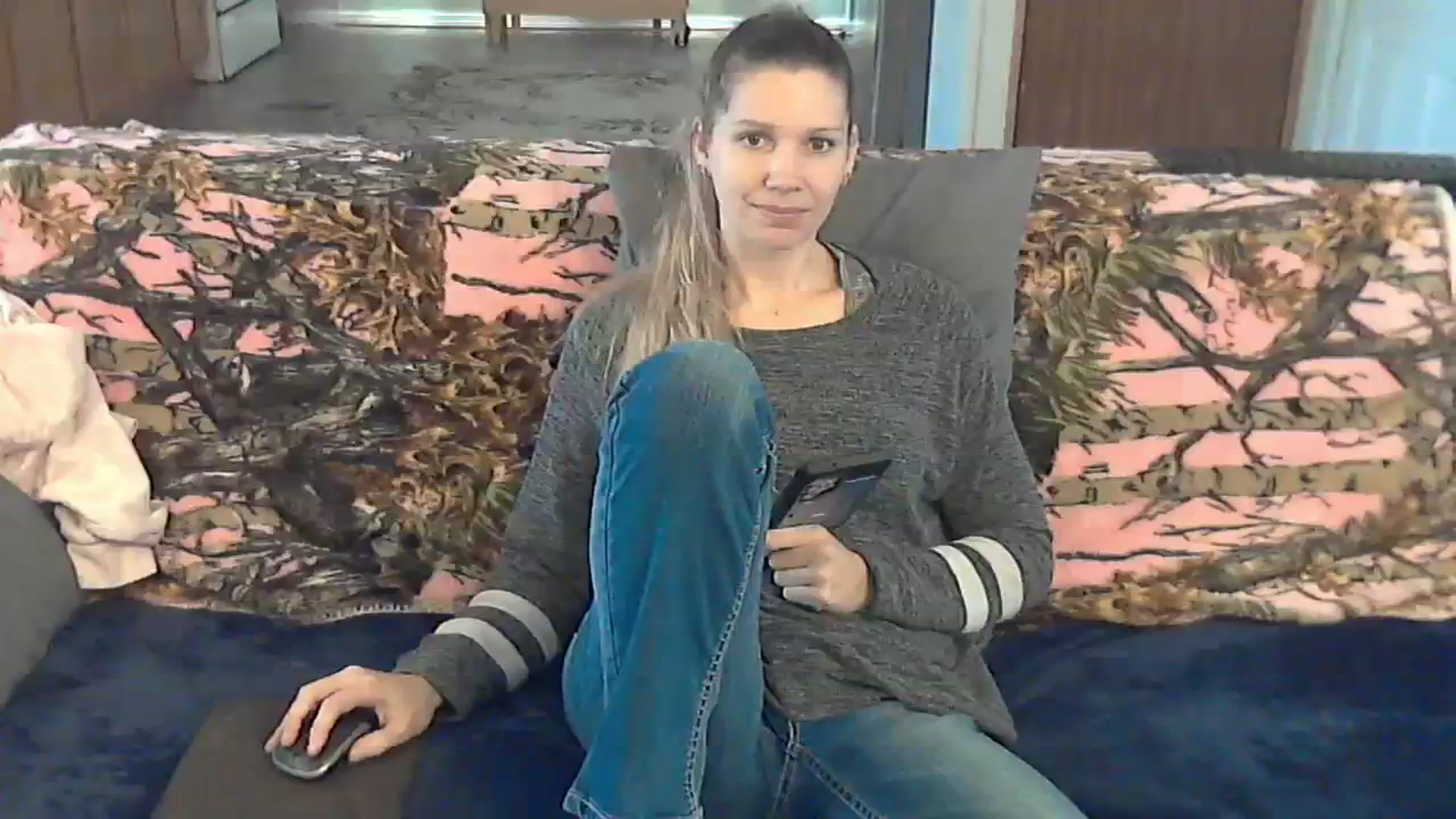 Gallery image thumbnail from SouthernNsexi's myfreecams stream on, 12/05/2023, 15:48 image 19 of 20