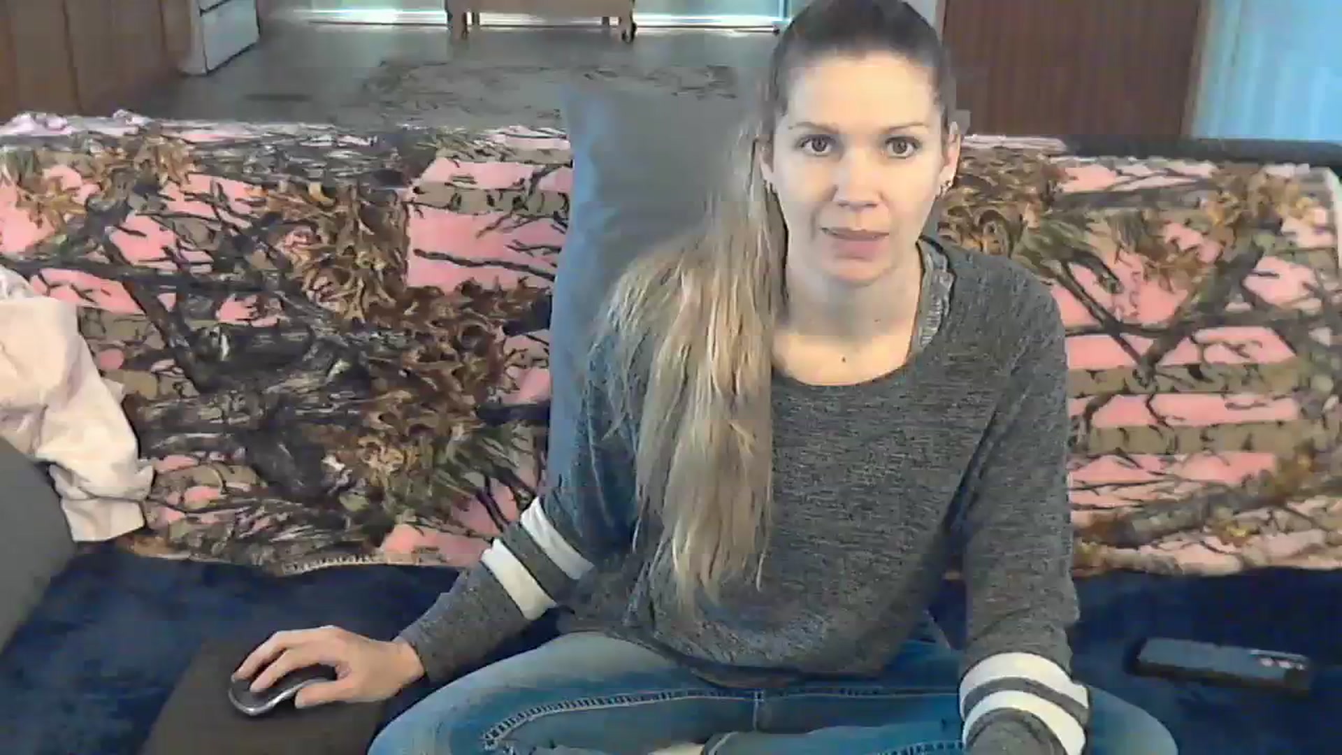 Gallery image thumbnail from SouthernNsexi's myfreecams stream on, 12/05/2023, 15:48 image 16 of 20