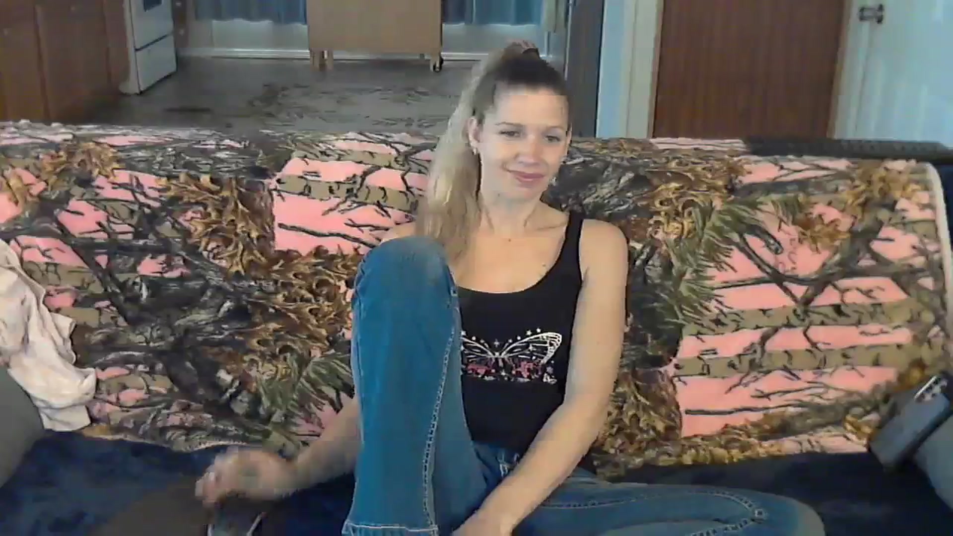 Gallery image thumbnail from SouthernNsexi's myfreecams stream on, 12/08/2023, 15:14 image 14 of 20