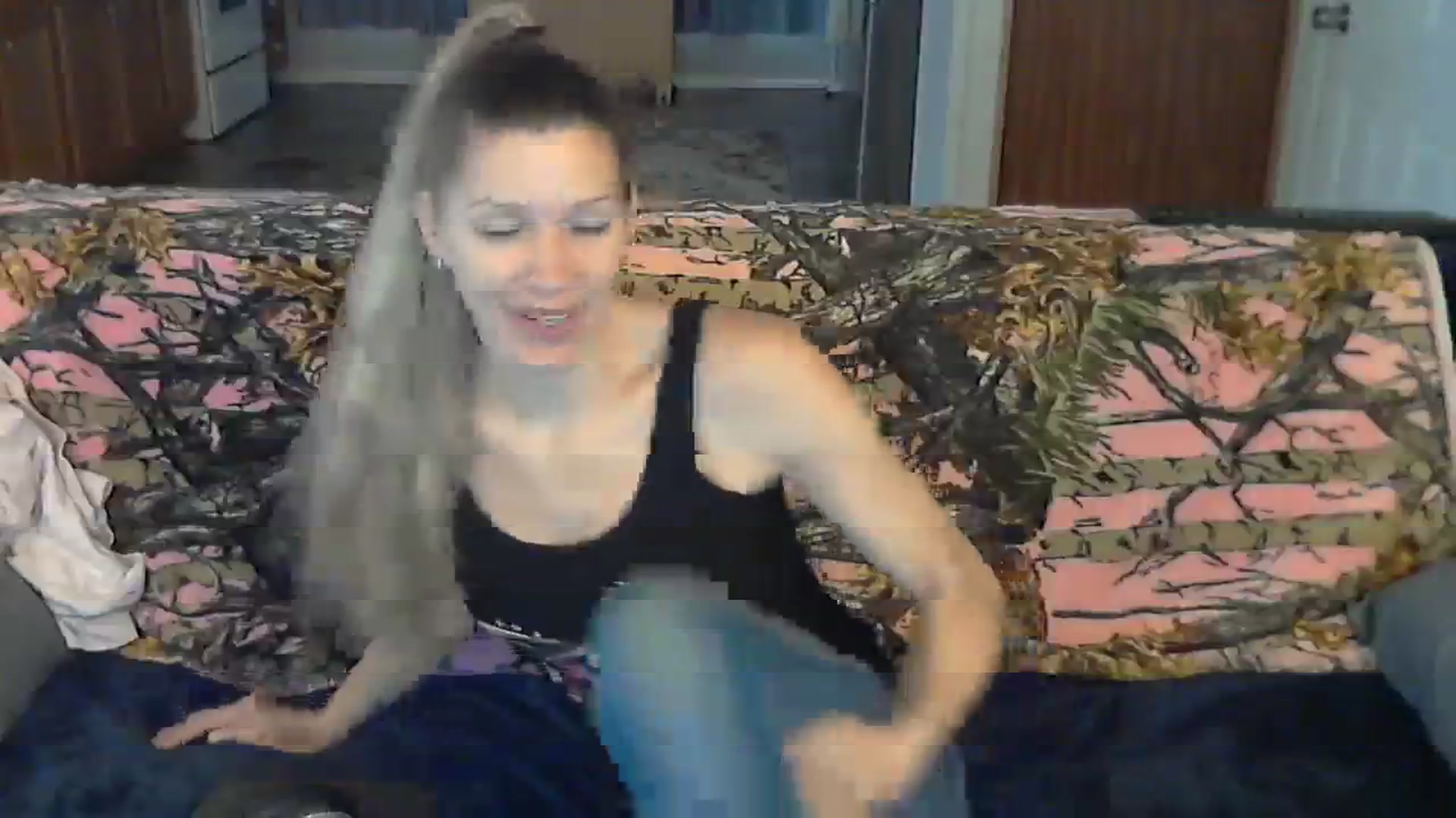 Gallery image thumbnail from SouthernNsexi's myfreecams stream on, 12/08/2023, 15:14 image 3 of 20