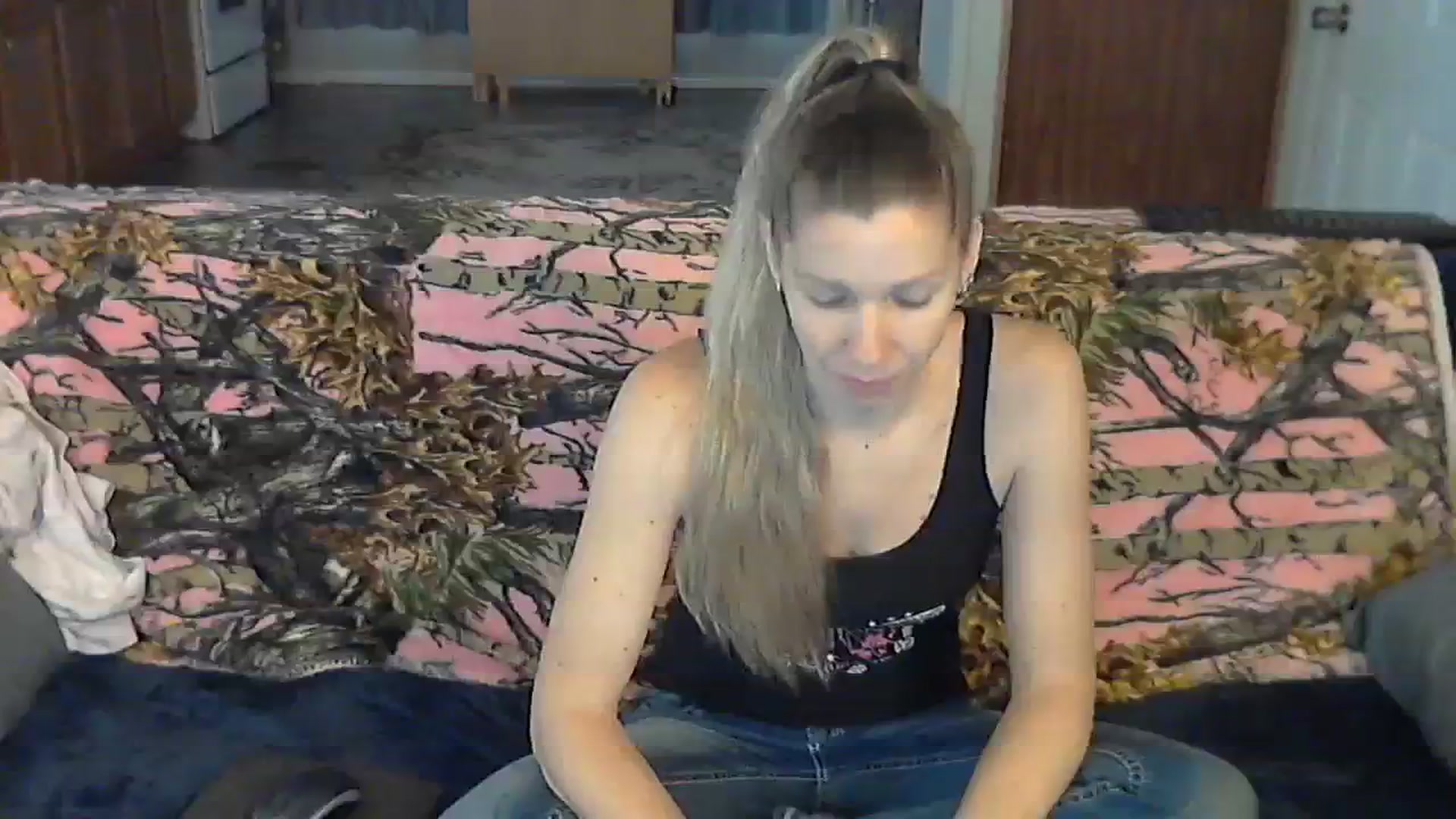 Gallery image thumbnail from SouthernNsexi's myfreecams stream on, 12/08/2023, 15:14 image 2 of 20