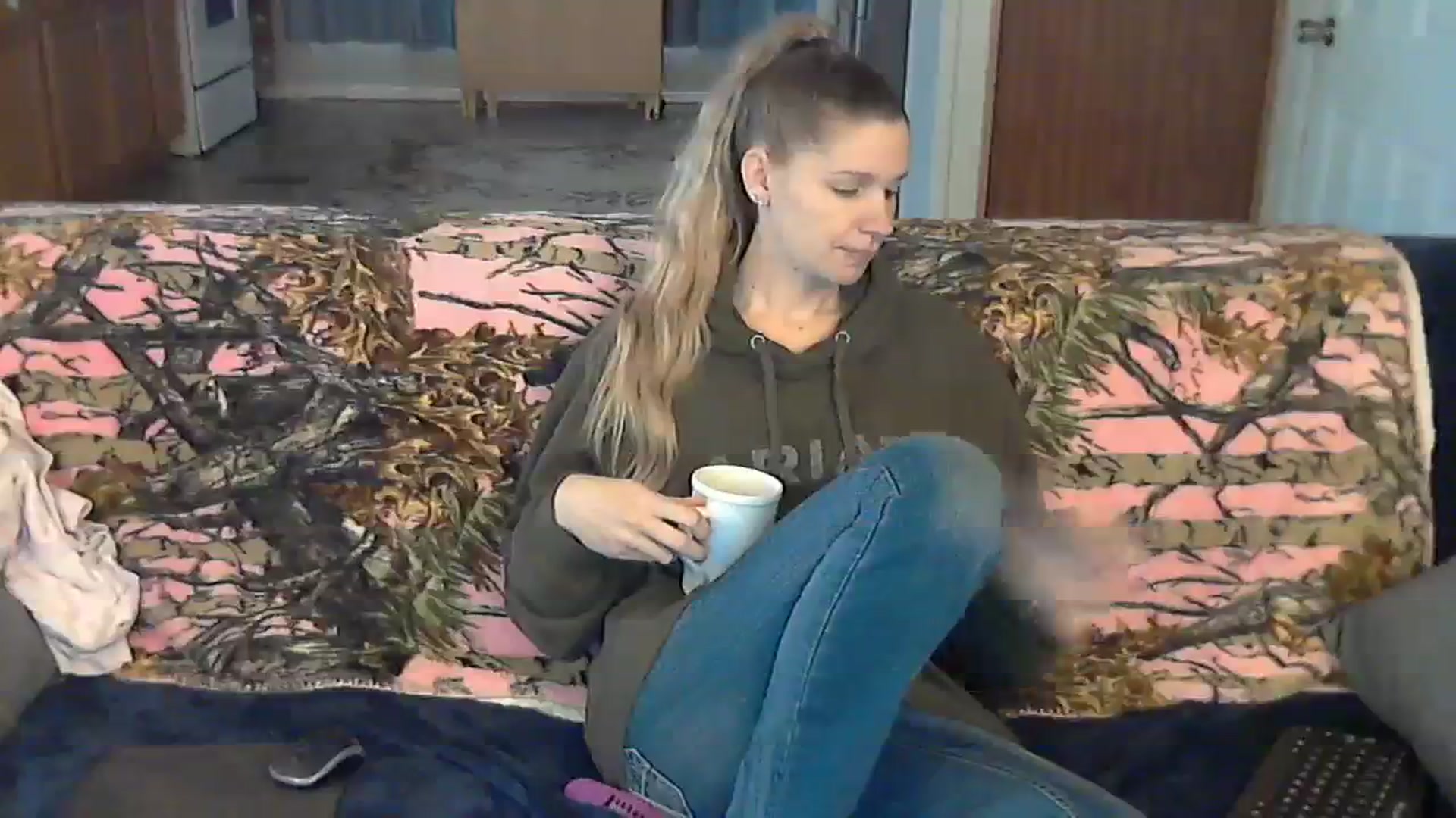 Gallery image thumbnail from SouthernNsexi's myfreecams stream on, 12/09/2023, 14:40 image 18 of 20