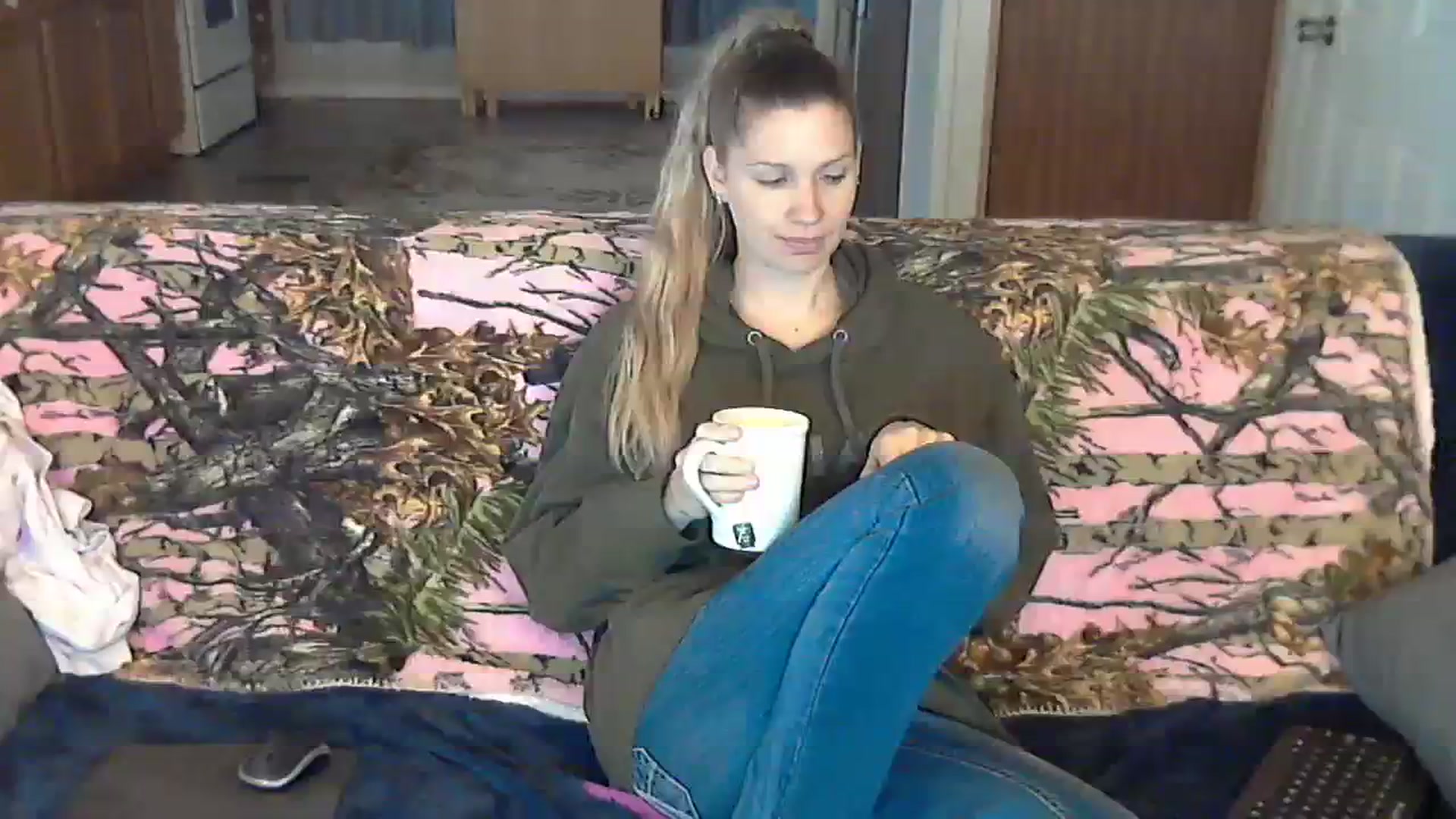 Gallery image thumbnail from SouthernNsexi's myfreecams stream on, 12/09/2023, 14:40 image 15 of 20