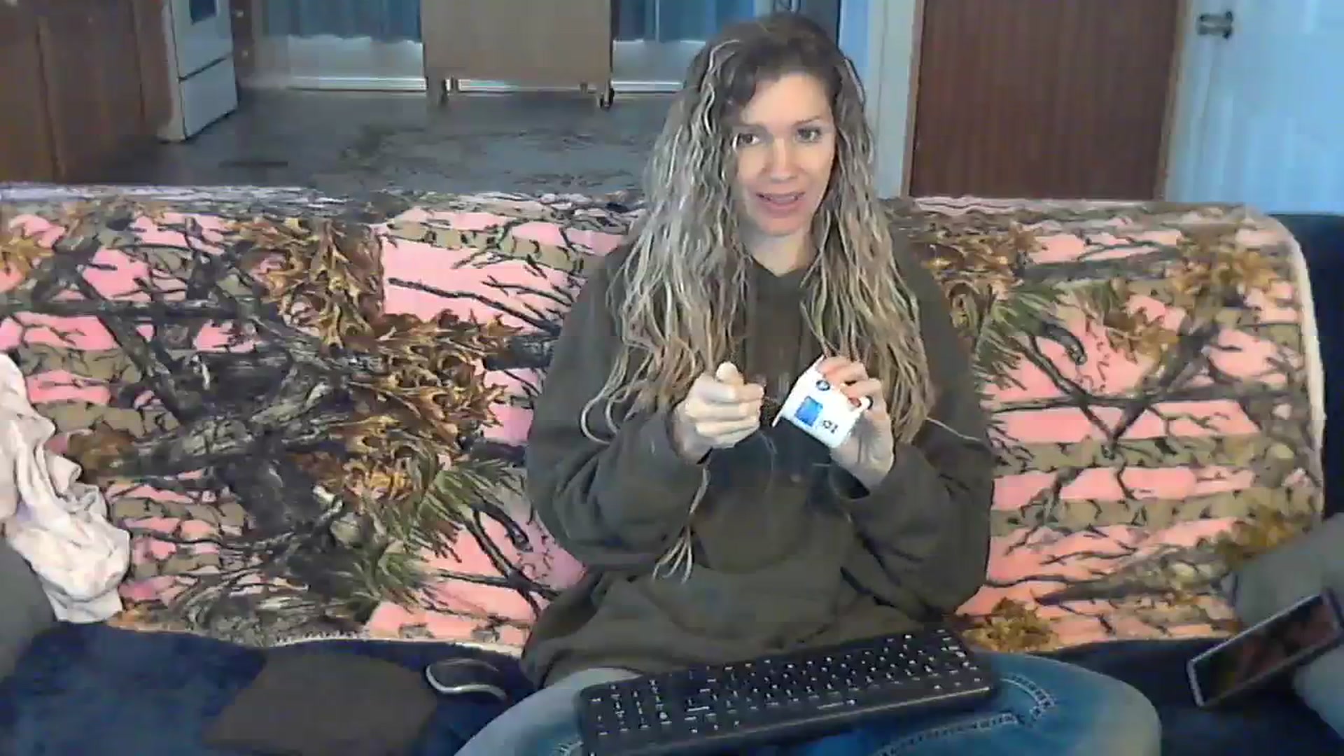 Gallery image thumbnail from SouthernNsexi's myfreecams stream on, 12/10/2023, 14:34 image 20 of 20