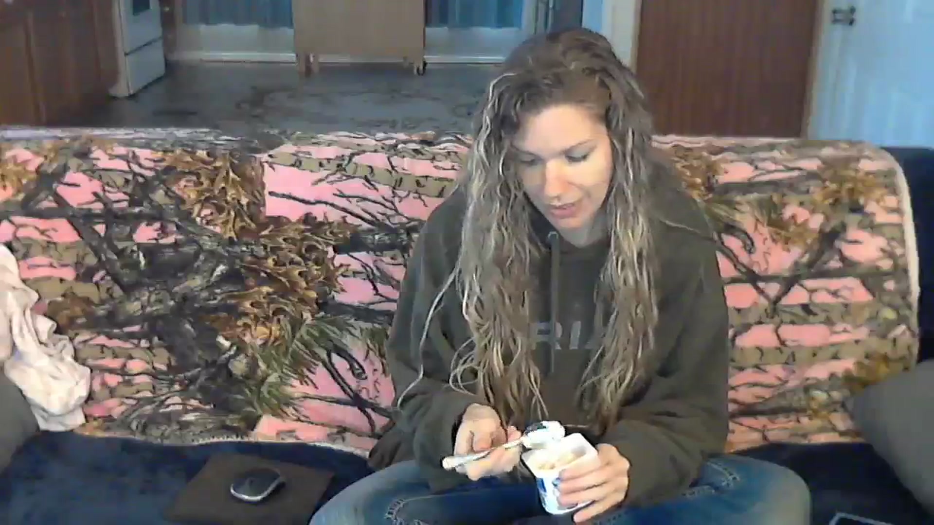 Gallery image thumbnail from SouthernNsexi's myfreecams stream on, 12/10/2023, 14:34 image 2 of 20