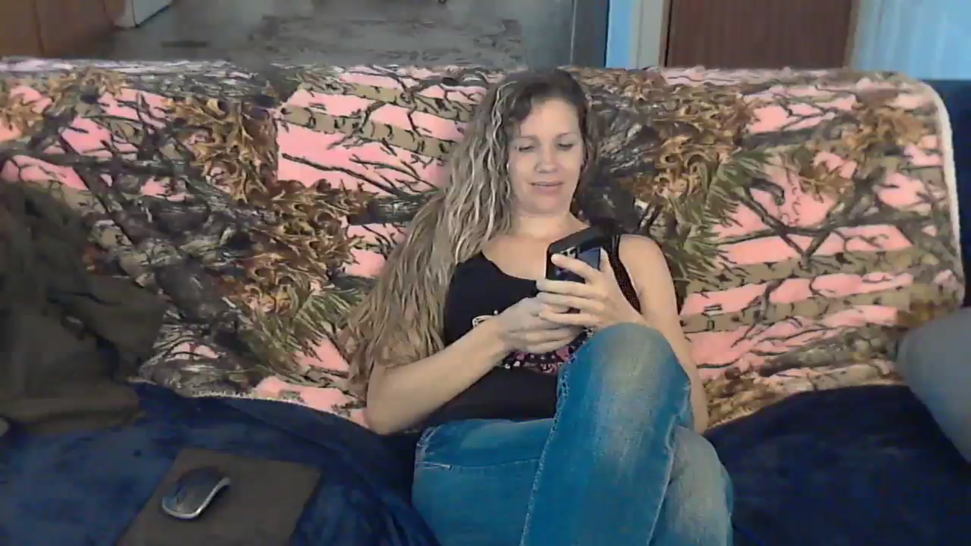 Gallery image thumbnail from SouthernNsexi's myfreecams stream on, 12/10/2023, 15:26 image 19 of 20