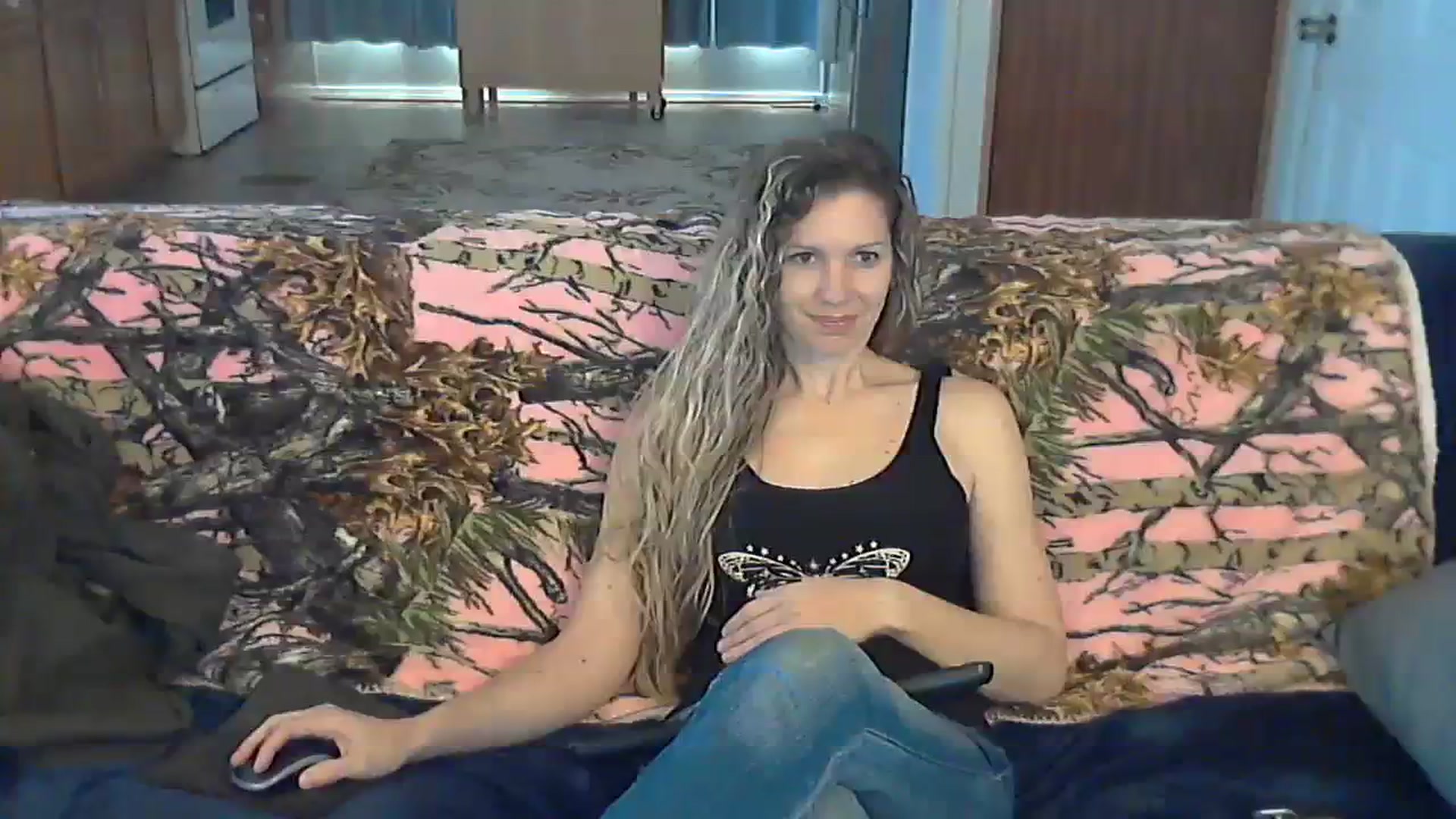 Gallery image thumbnail from SouthernNsexi's myfreecams stream on, 12/10/2023, 15:26 image 5 of 20