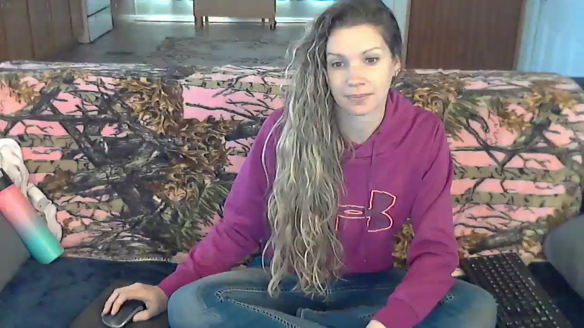 Gallery image thumbnail from SouthernNsexi's myfreecams stream on, 12/11/2023, 15:08 image 12 of 20