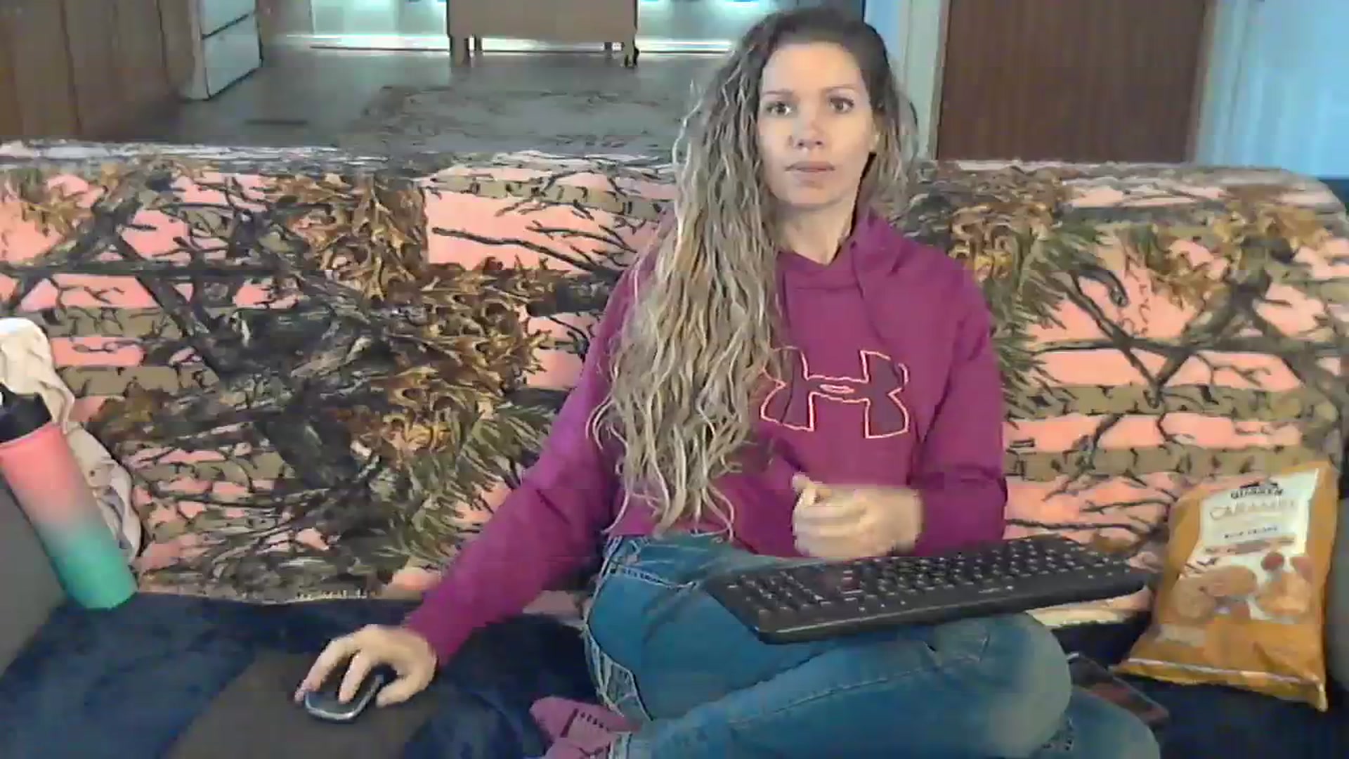 Gallery image thumbnail from SouthernNsexi's myfreecams stream on, 12/11/2023, 15:08 image 9 of 20