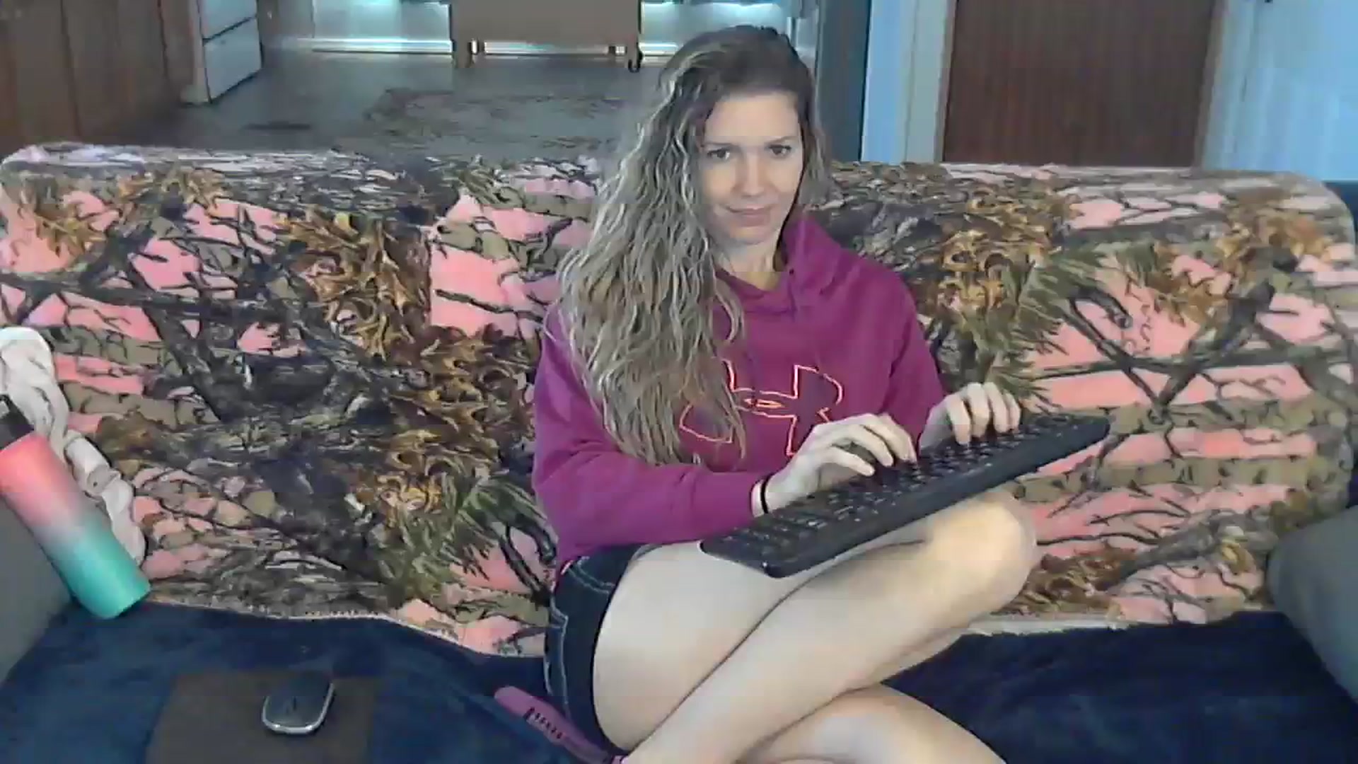 Gallery image thumbnail from SouthernNsexi's myfreecams stream on, 12/11/2023, 17:20 image 1 of 20