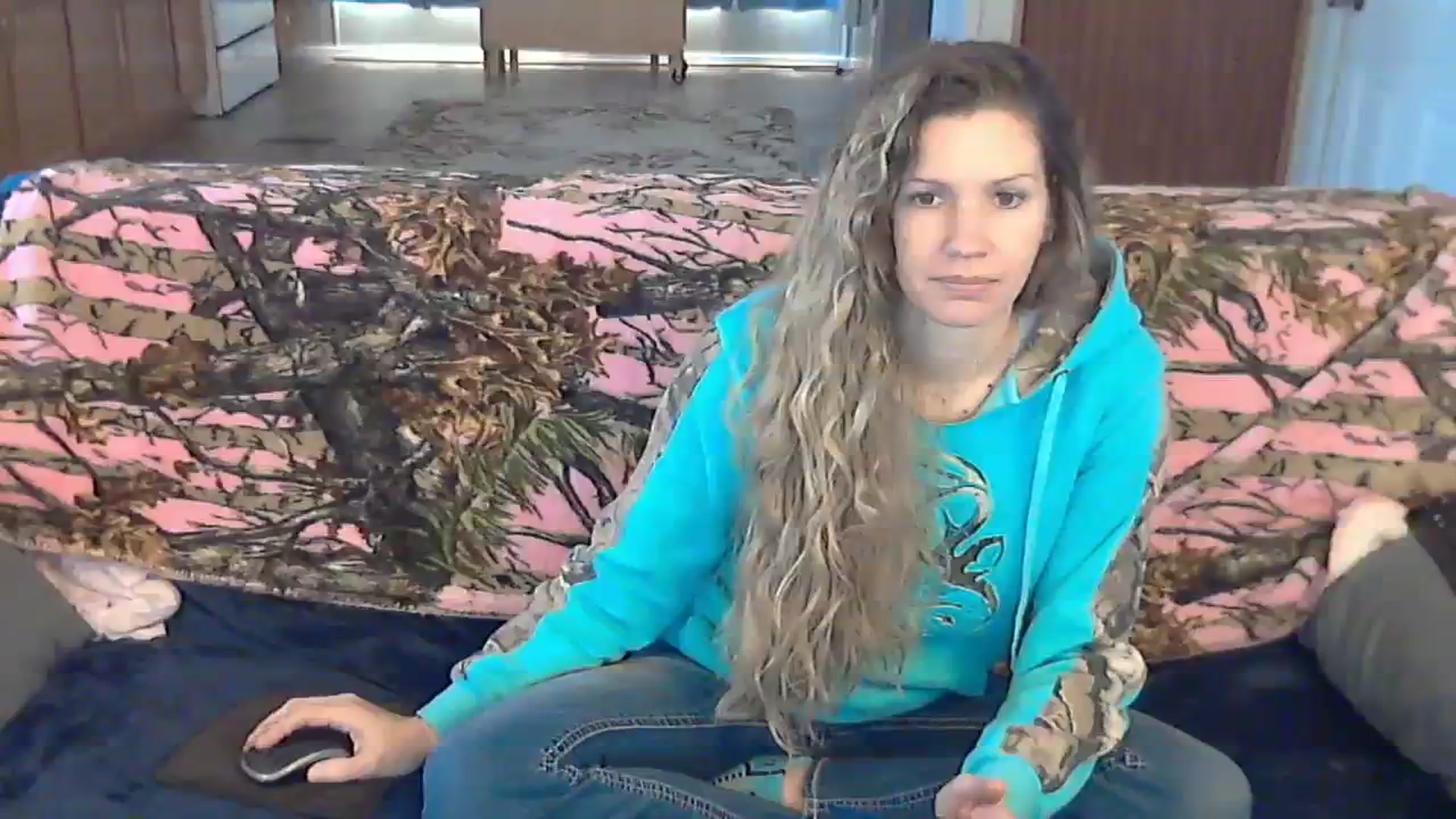 Gallery image thumbnail from SouthernNsexi's myfreecams stream on, 12/14/2023, 16:06 image 8 of 20