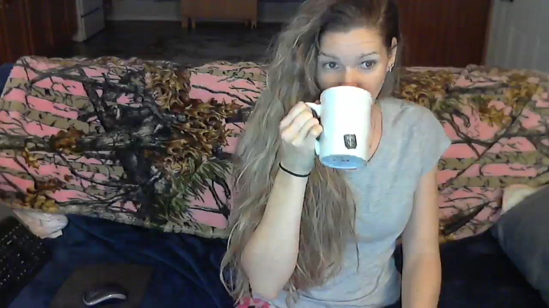 Gallery image thumbnail from SouthernNsexi's myfreecams stream on, 12/16/2023, 14:37 image 9 of 20