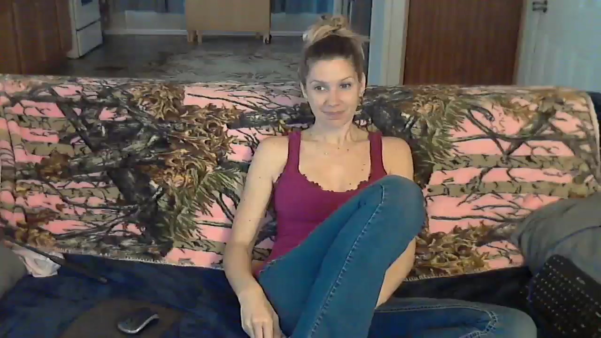 Gallery image thumbnail from SouthernNsexi's myfreecams stream on, 12/17/2023, 16:10 image 9 of 20