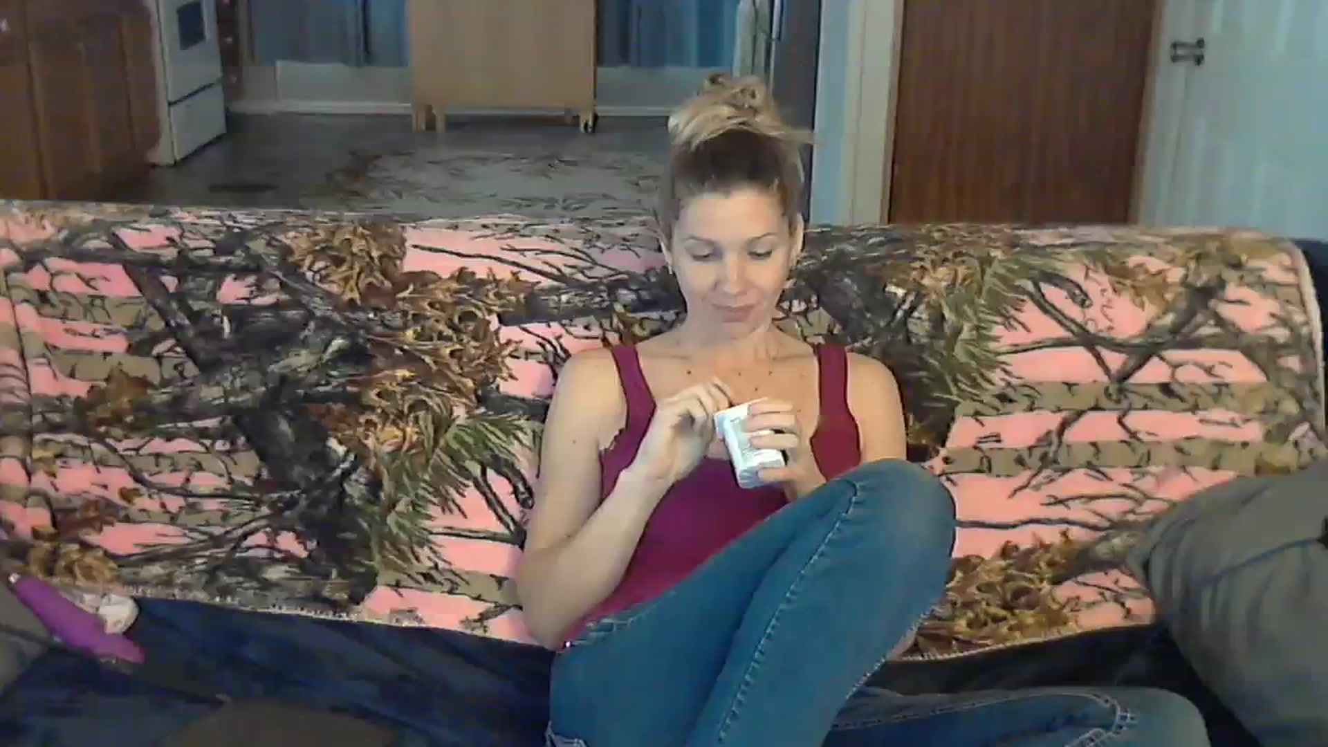 Gallery image thumbnail from SouthernNsexi's myfreecams stream on, 12/17/2023, 16:10 image 15 of 20