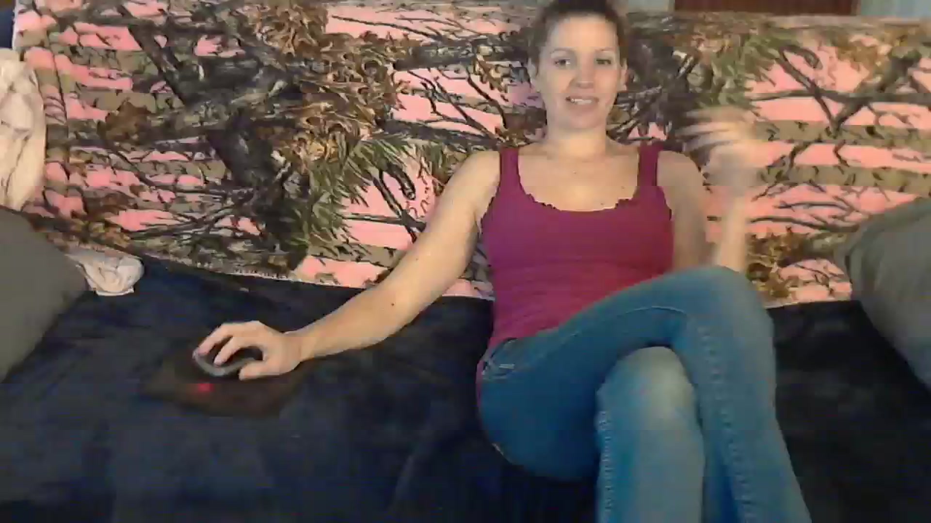 Gallery image thumbnail from SouthernNsexi's myfreecams stream on, 12/17/2023, 16:10 image 6 of 20