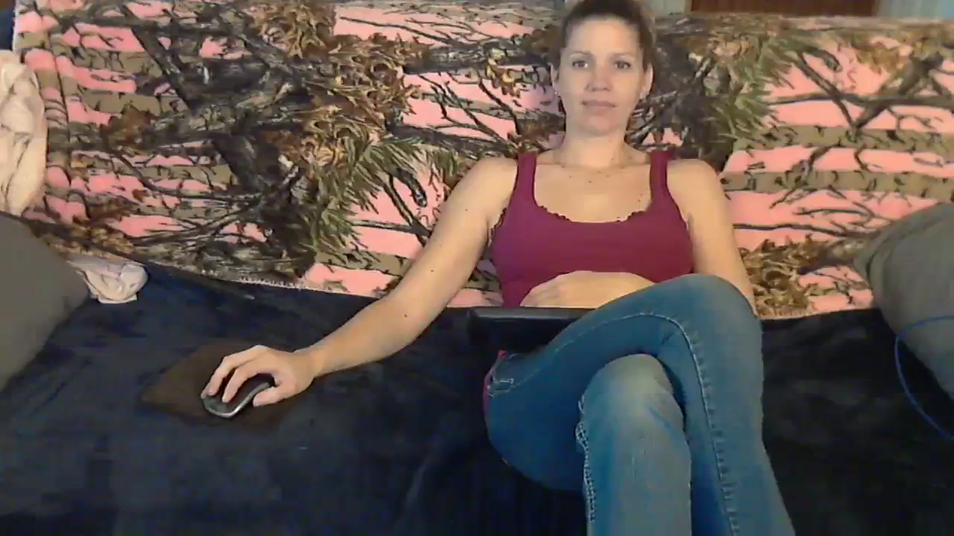 Gallery image thumbnail from SouthernNsexi's myfreecams stream on, 12/17/2023, 16:10 image 7 of 20