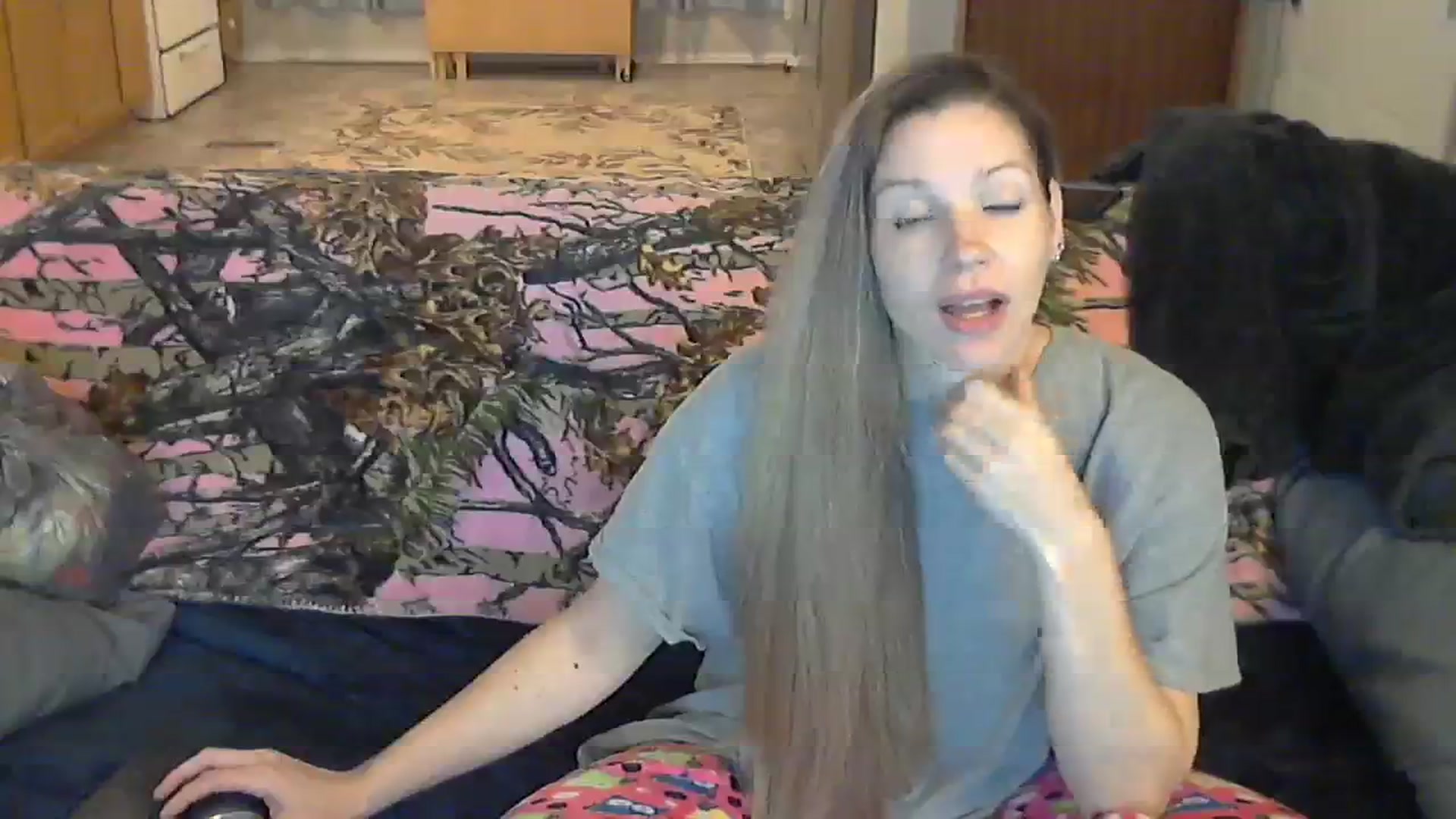 Gallery image thumbnail from SouthernNsexi's myfreecams stream on, 12/22/2023, 16:41 image 6 of 20