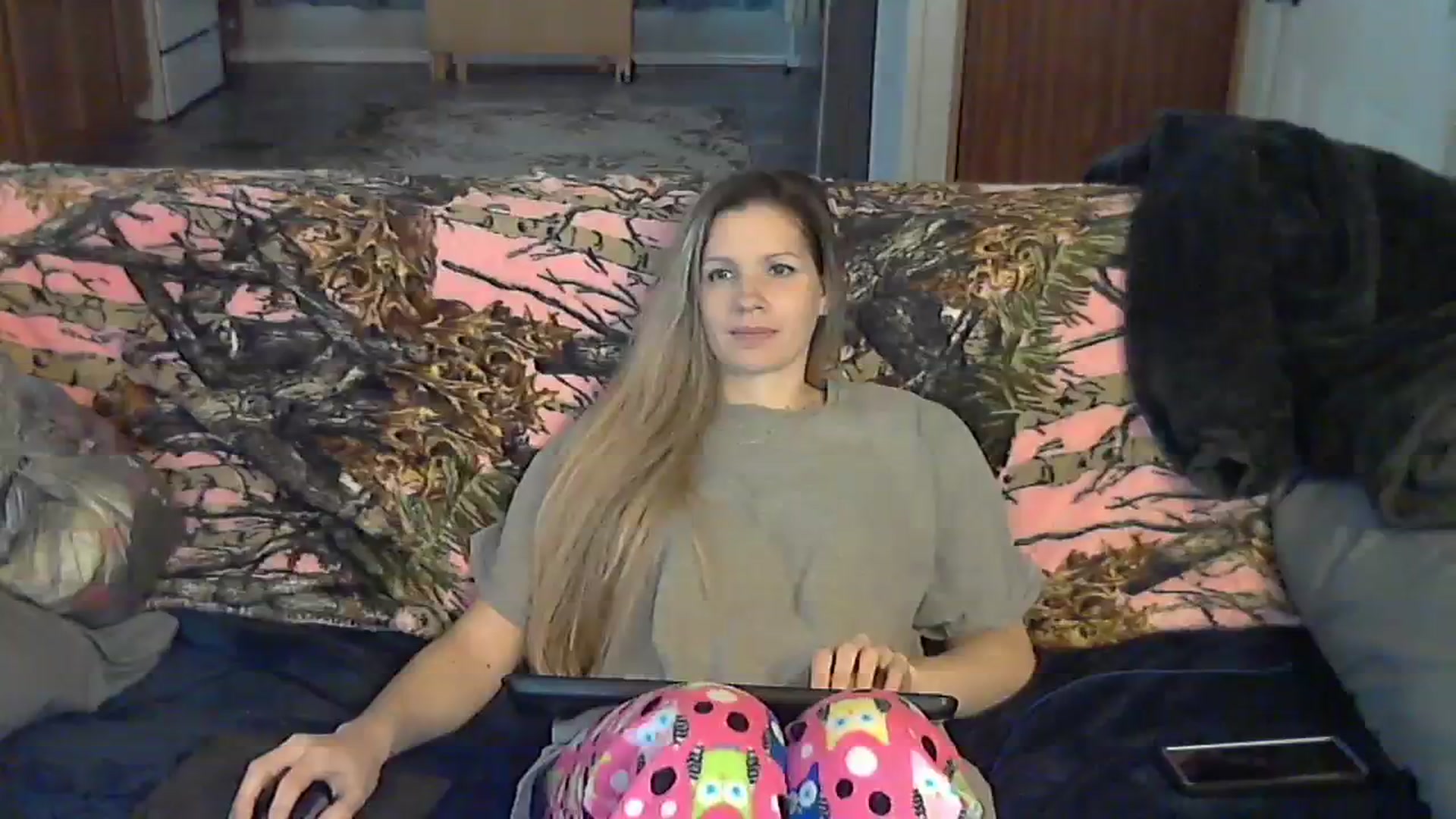 Gallery image thumbnail from SouthernNsexi's myfreecams stream on, 12/22/2023, 16:41 image 16 of 20