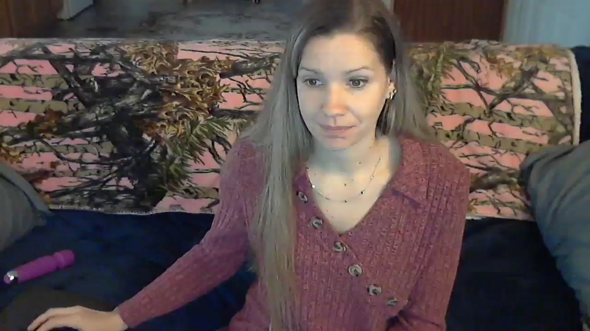 Gallery image thumbnail from SouthernNsexi's myfreecams stream on, 12/24/2023, 14:28 image 8 of 20