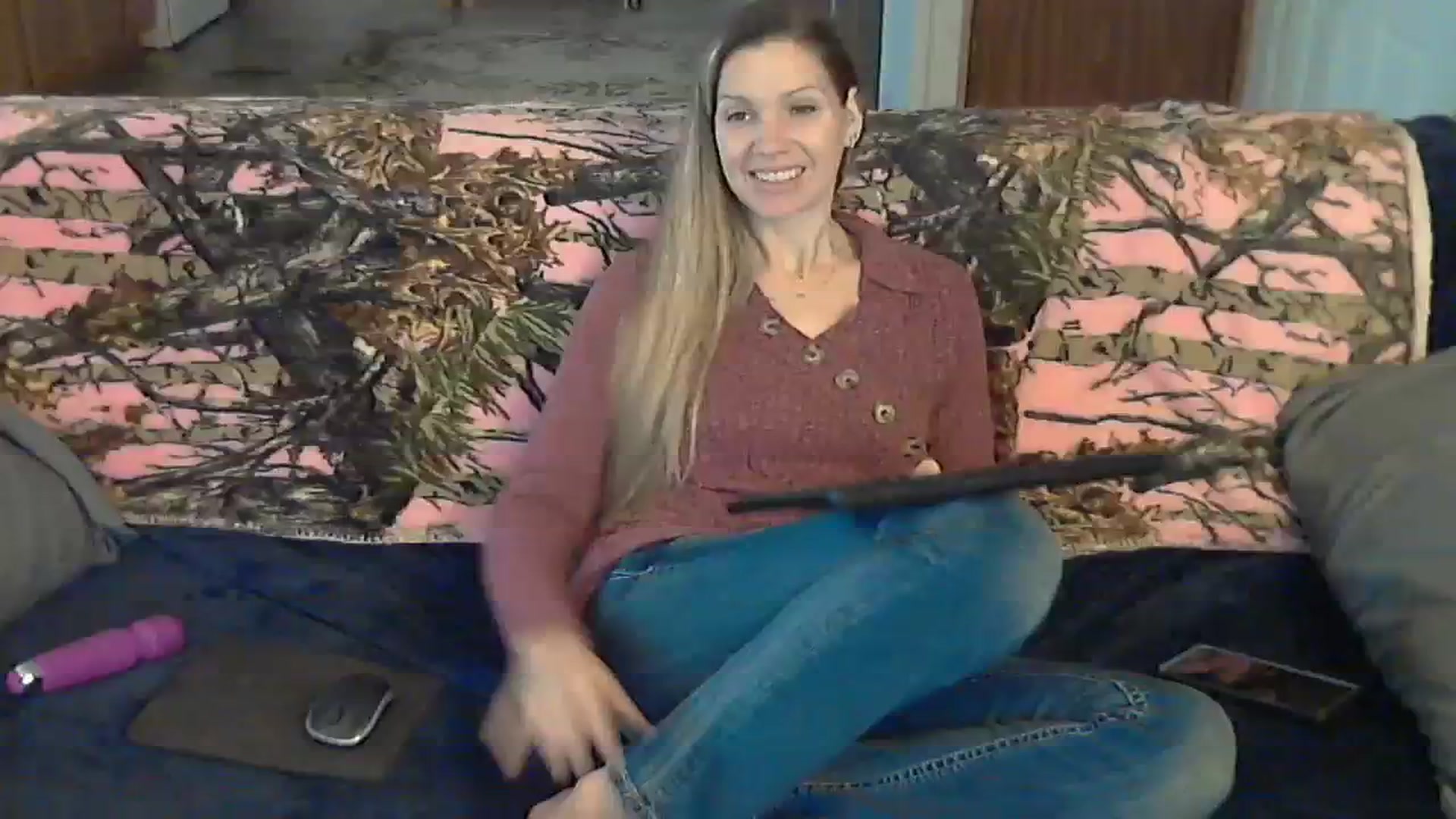 Gallery image thumbnail from SouthernNsexi's myfreecams stream on, 12/24/2023, 14:28 image 15 of 20