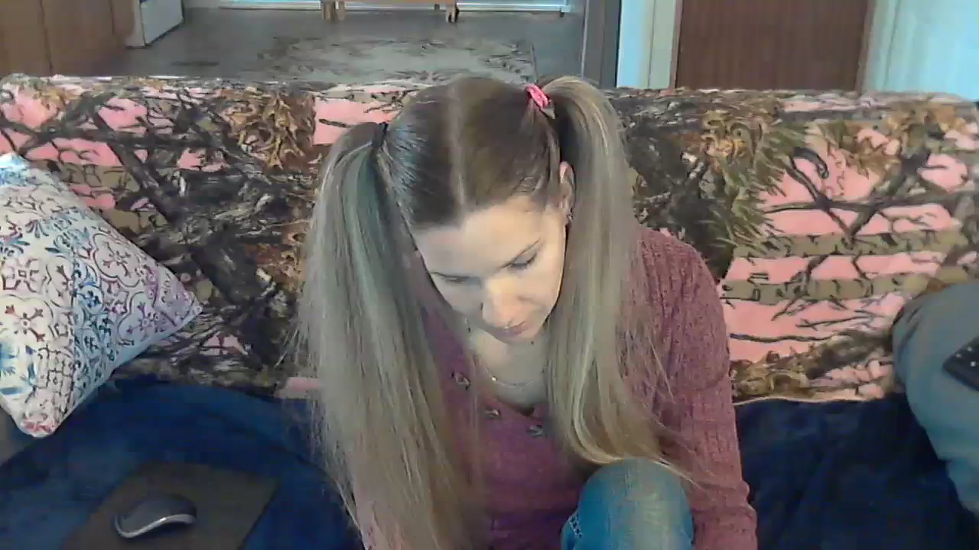 Gallery image thumbnail from SouthernNsexi's myfreecams stream on, 12/24/2023, 16:59 image 18 of 20