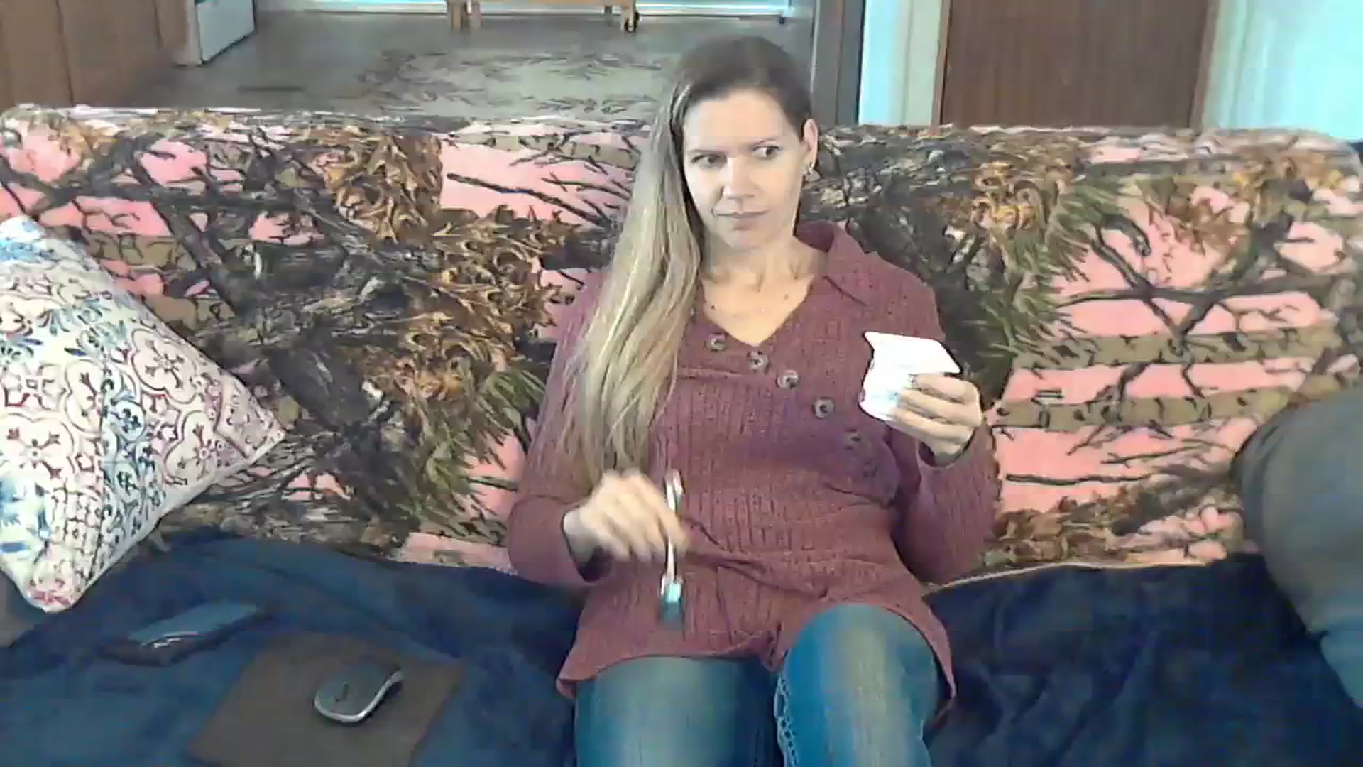 Gallery image thumbnail from SouthernNsexi's myfreecams stream on, 12/24/2023, 16:59 image 1 of 20
