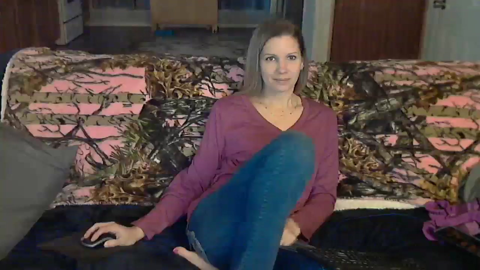 Gallery image thumbnail from SouthernNsexi's myfreecams stream on, 12/27/2023, 15:27 image 15 of 20