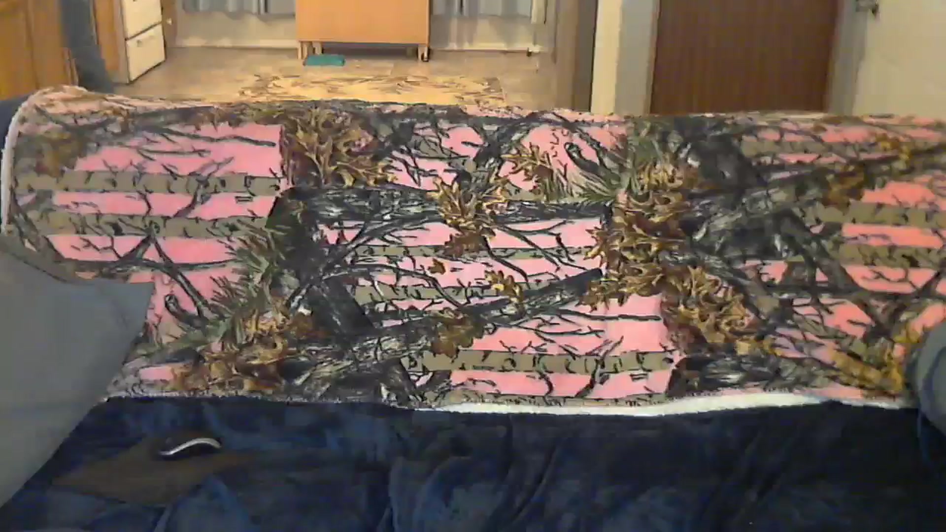 Gallery image thumbnail from SouthernNsexi's myfreecams stream on, 12/28/2023, 14:04 image 18 of 20