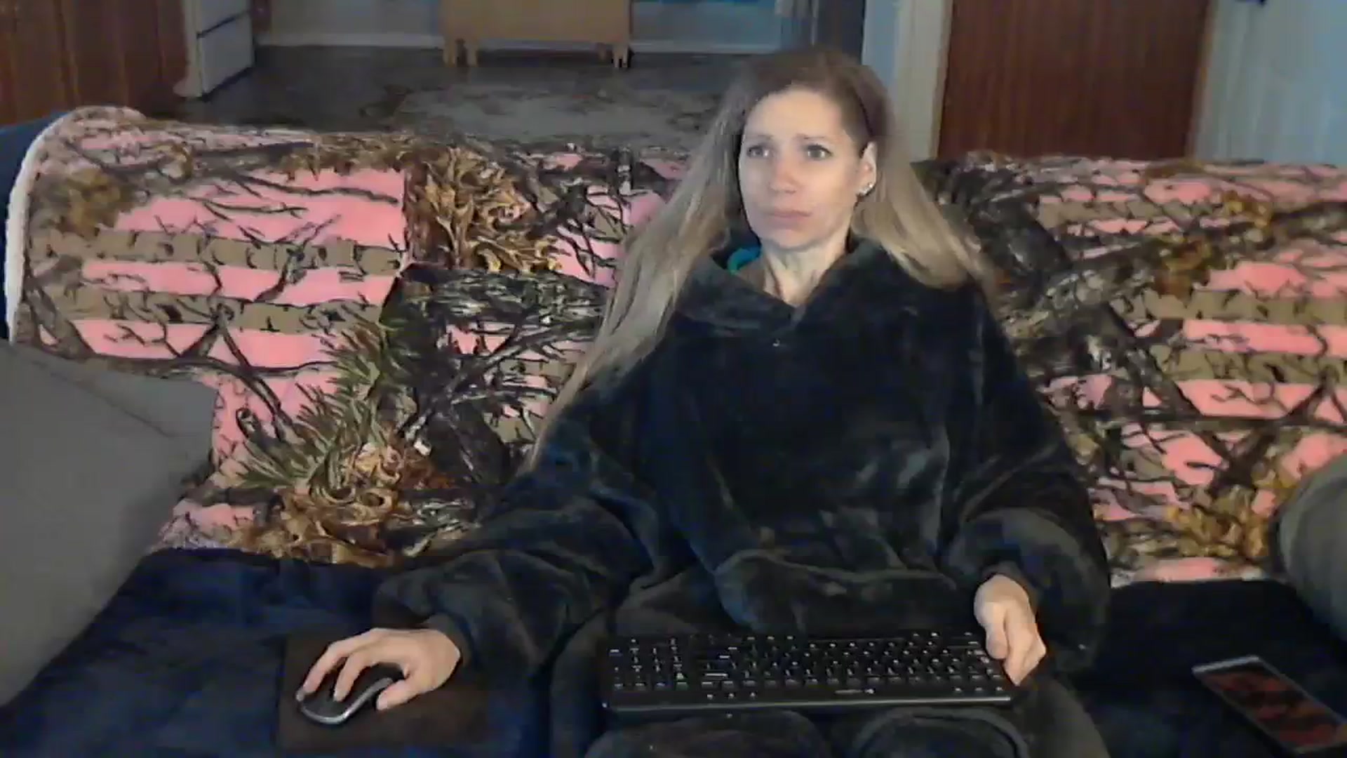 Gallery image thumbnail from SouthernNsexi's myfreecams stream on, 12/29/2023, 15:11 image 13 of 20