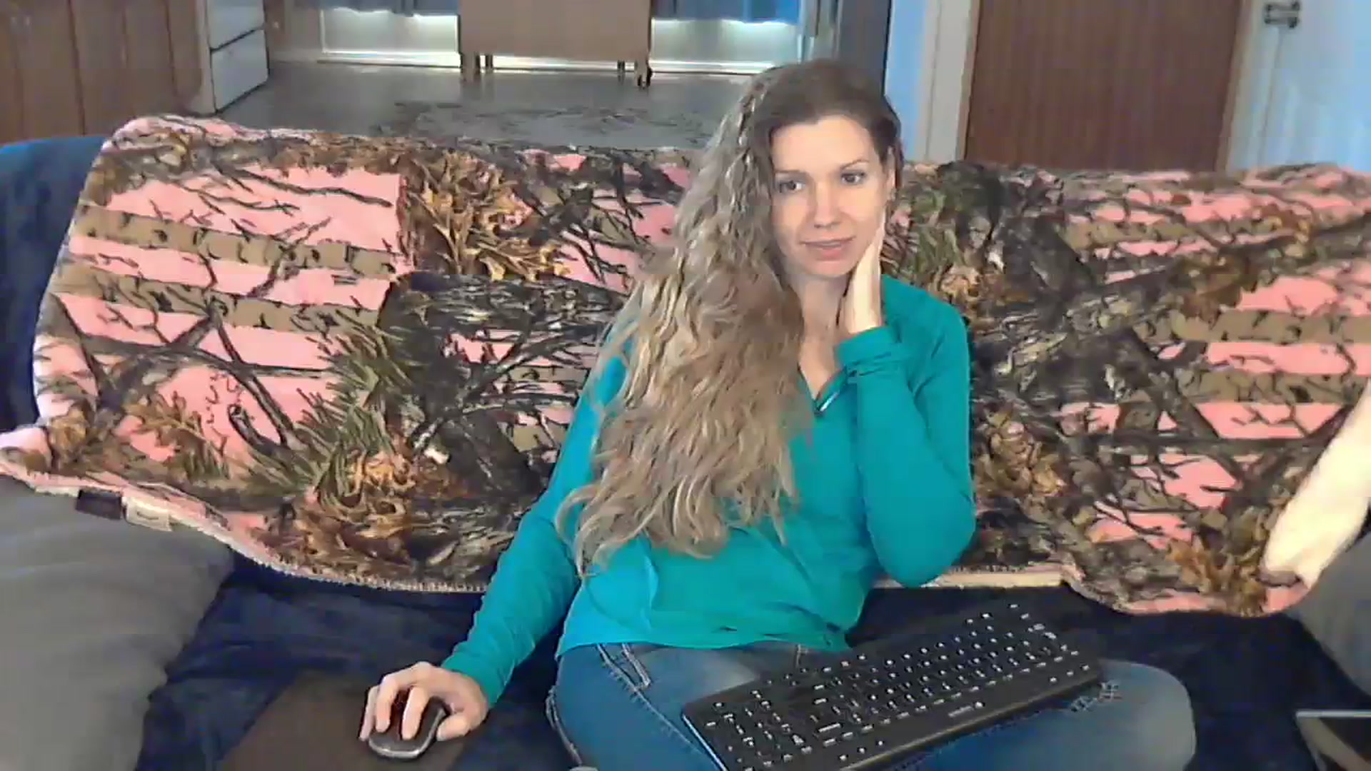 Gallery image thumbnail from SouthernNsexi's myfreecams stream on, 12/30/2023, 14:58 image 18 of 20