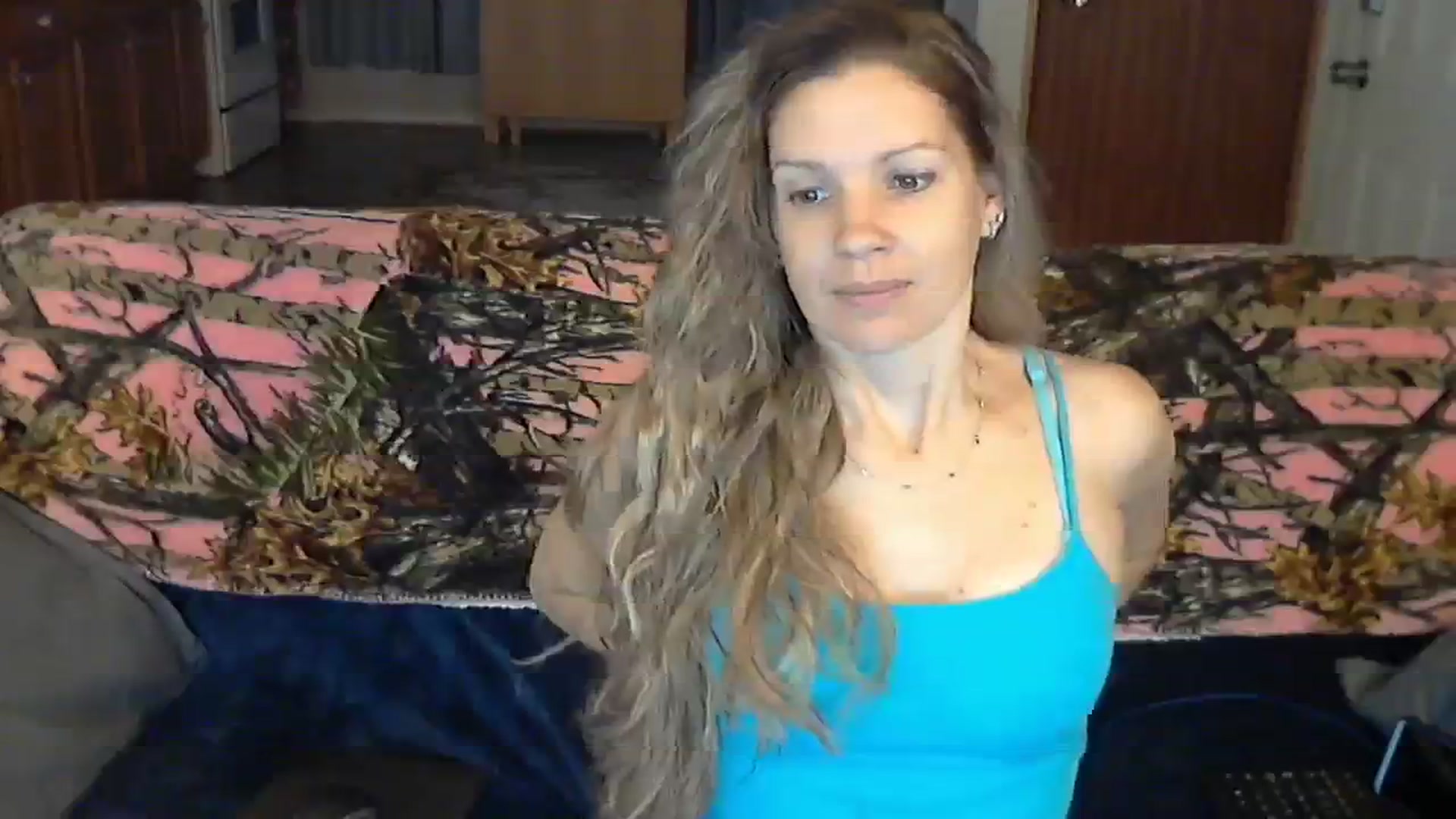 Gallery image thumbnail from SouthernNsexi's myfreecams stream on, 12/31/2023, 14:51 image 14 of 20