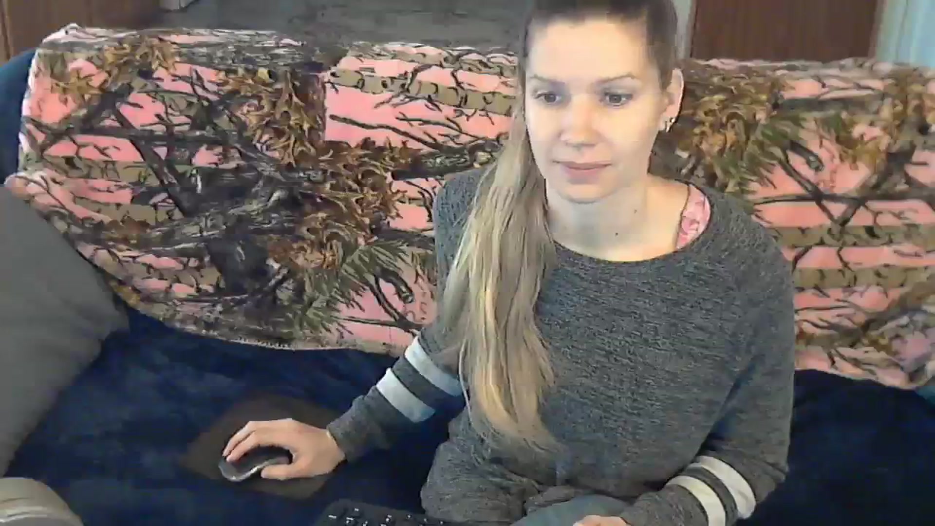Gallery image thumbnail from SouthernNsexi's myfreecams stream on, 01/14/2024, 16:04 image 16 of 20