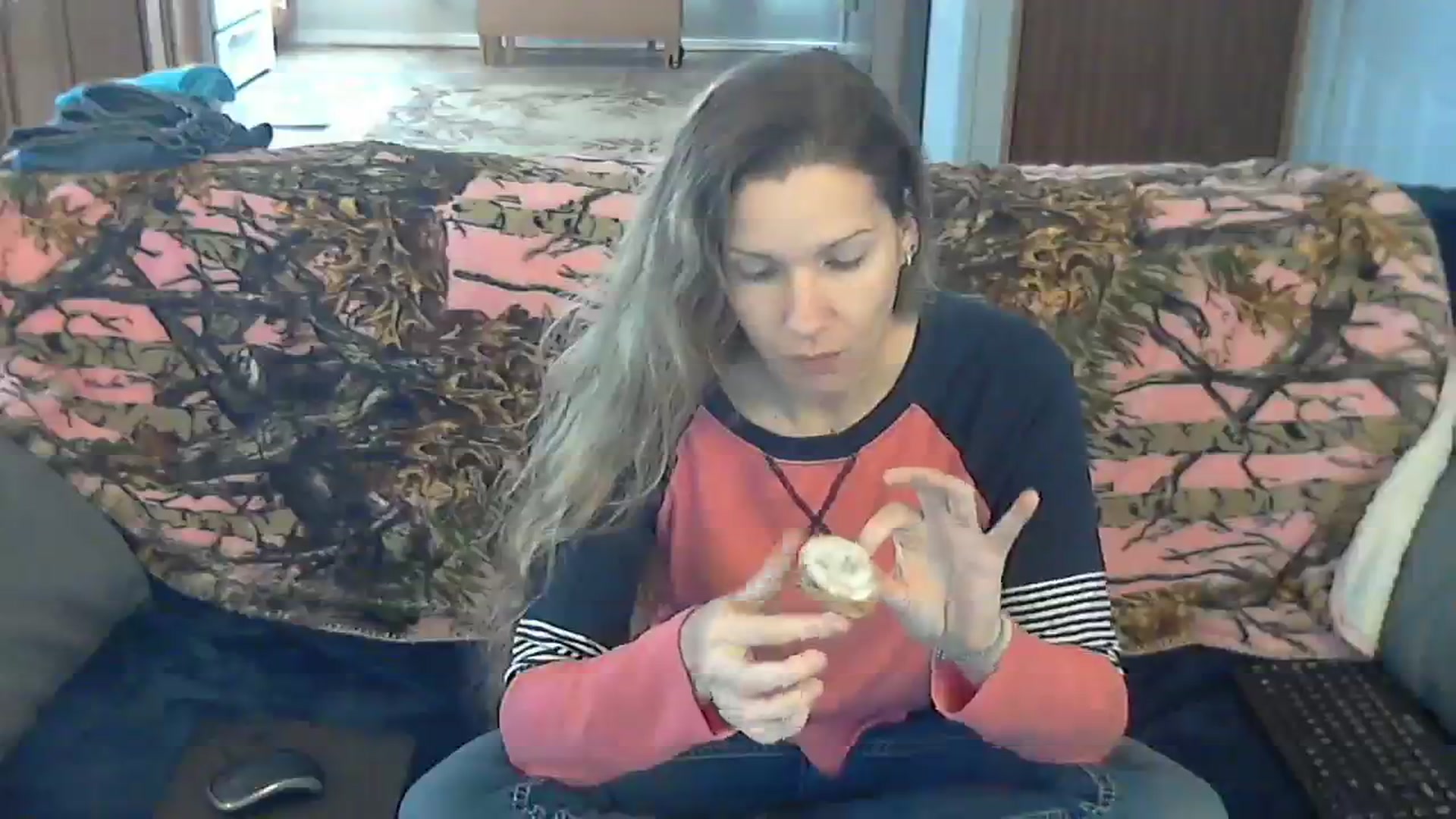 Gallery image thumbnail from SouthernNsexi's myfreecams stream on, 01/17/2024, 14:58 image 6 of 20