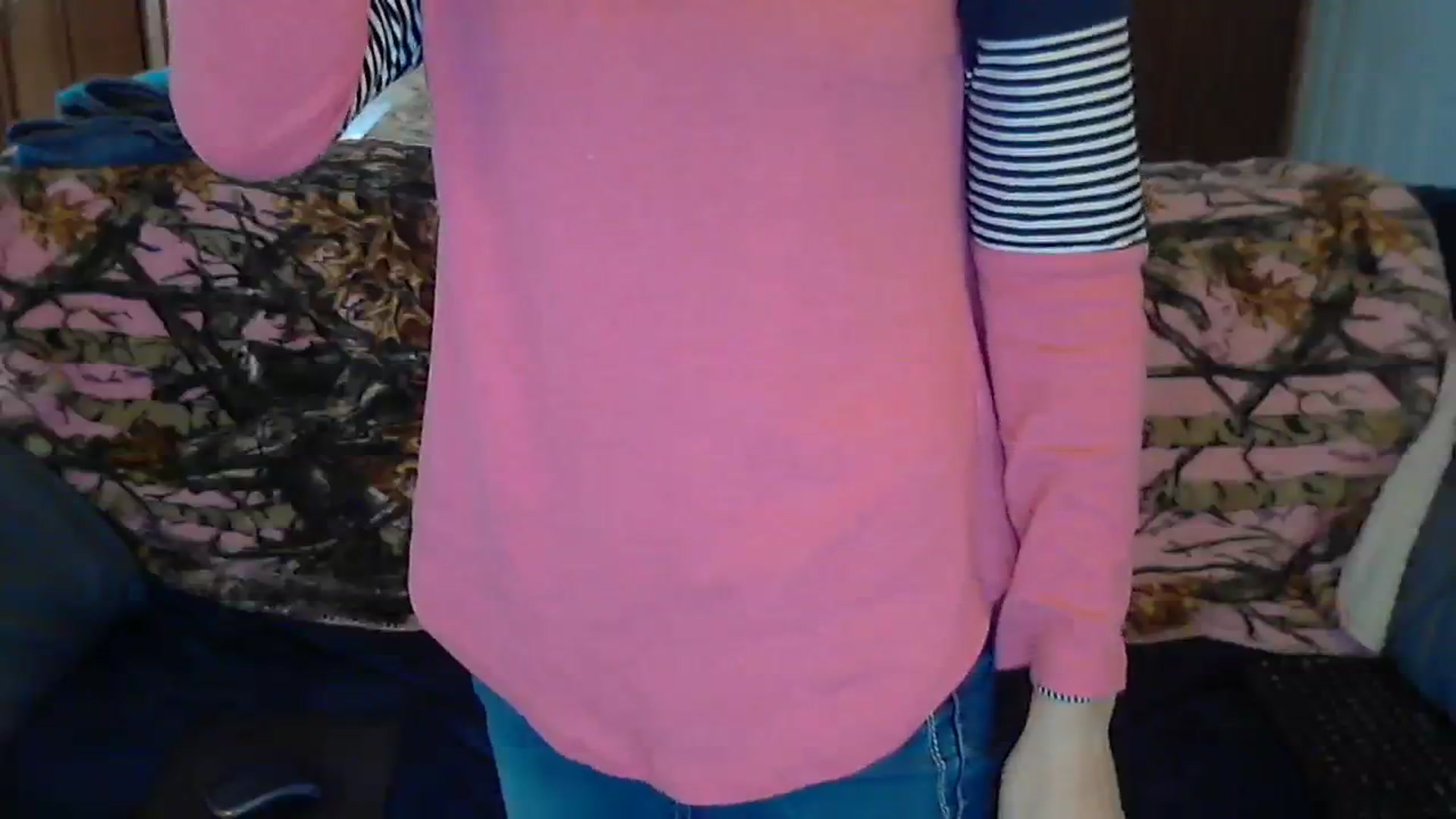 Gallery image thumbnail from SouthernNsexi's myfreecams stream on, 01/17/2024, 14:58 image 8 of 20