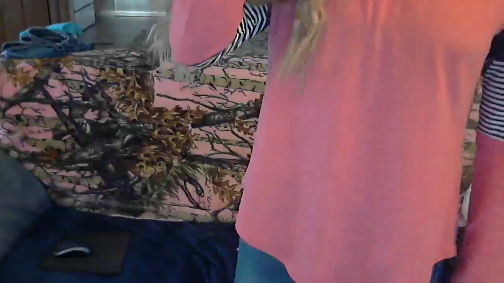 Gallery image thumbnail from SouthernNsexi's myfreecams stream on, 01/17/2024, 14:58 image 16 of 20