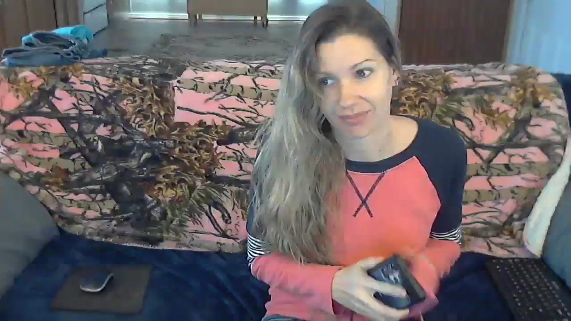 Gallery image thumbnail from SouthernNsexi's myfreecams stream on, 01/17/2024, 14:58 image 15 of 20