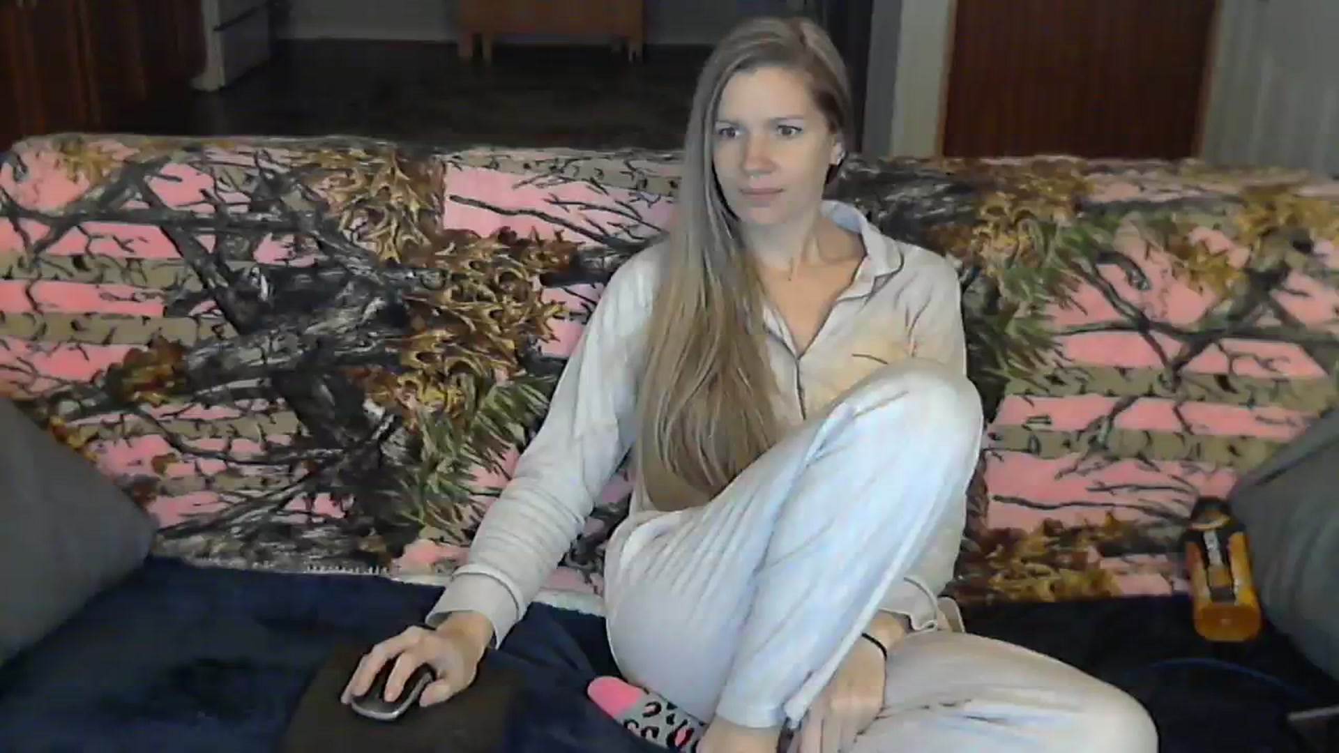 Gallery image thumbnail from SouthernNsexi's myfreecams stream on, 01/28/2024, 14:27 image 10 of 20