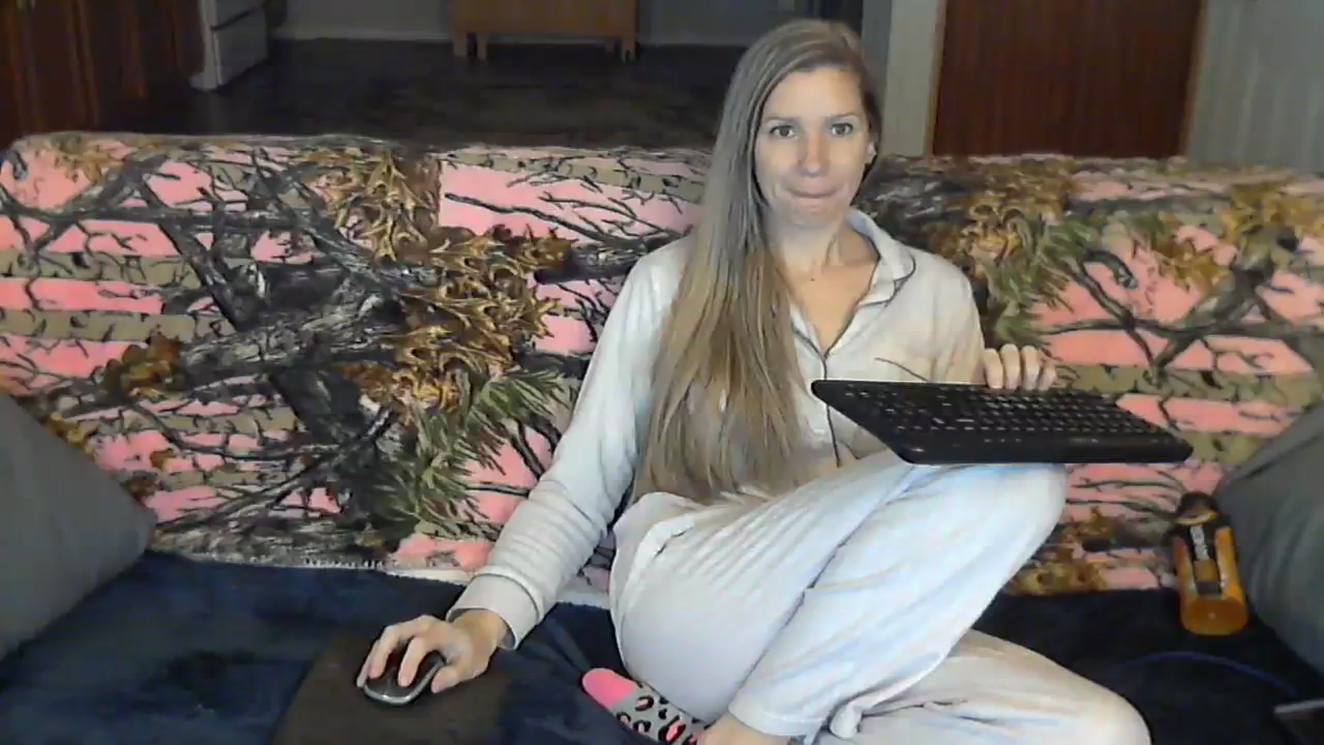 Gallery image thumbnail from SouthernNsexi's myfreecams stream on, 01/28/2024, 14:27 image 15 of 20