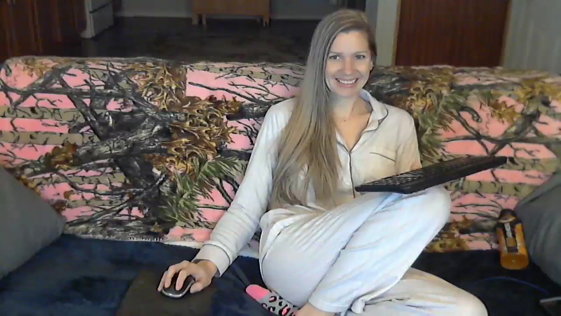 Gallery image thumbnail from SouthernNsexi's myfreecams stream on, 01/28/2024, 14:27 image 18 of 20