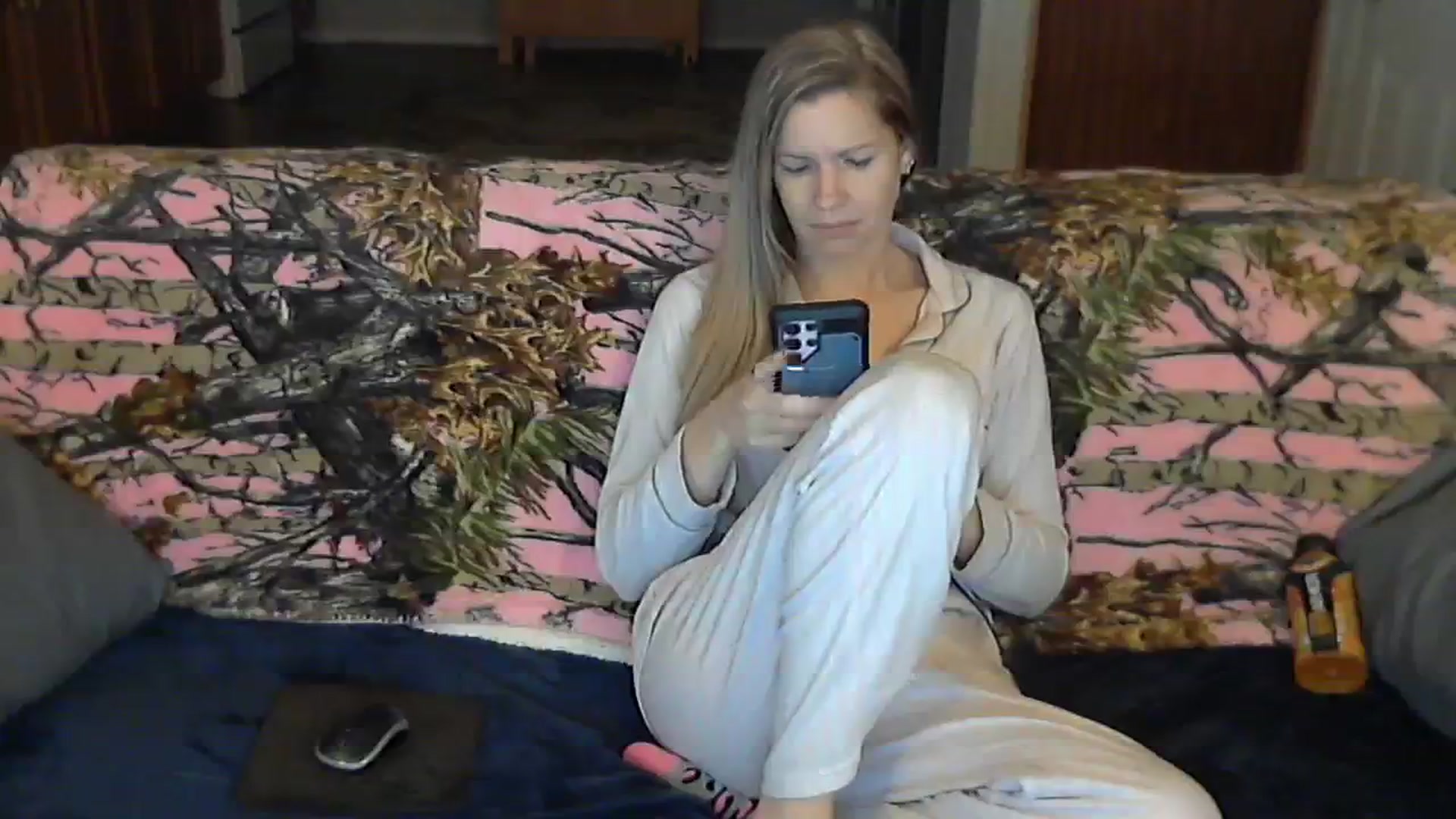 Gallery image thumbnail from SouthernNsexi's myfreecams stream on, 01/28/2024, 14:27 image 7 of 20