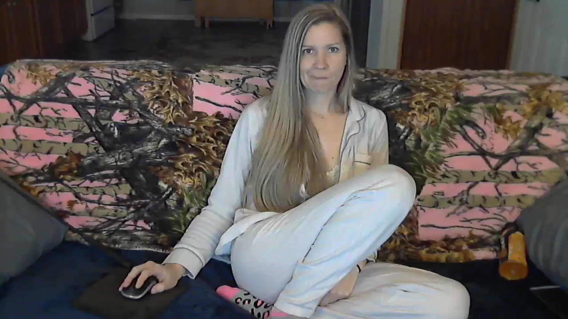 Gallery image thumbnail from SouthernNsexi's myfreecams stream on, 01/28/2024, 16:31 image 3 of 20