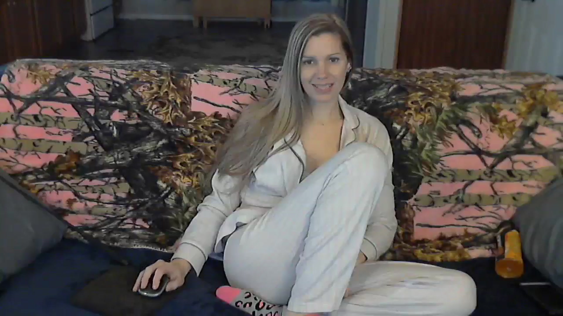 Gallery image thumbnail from SouthernNsexi's myfreecams stream on, 01/28/2024, 16:31 image 5 of 20